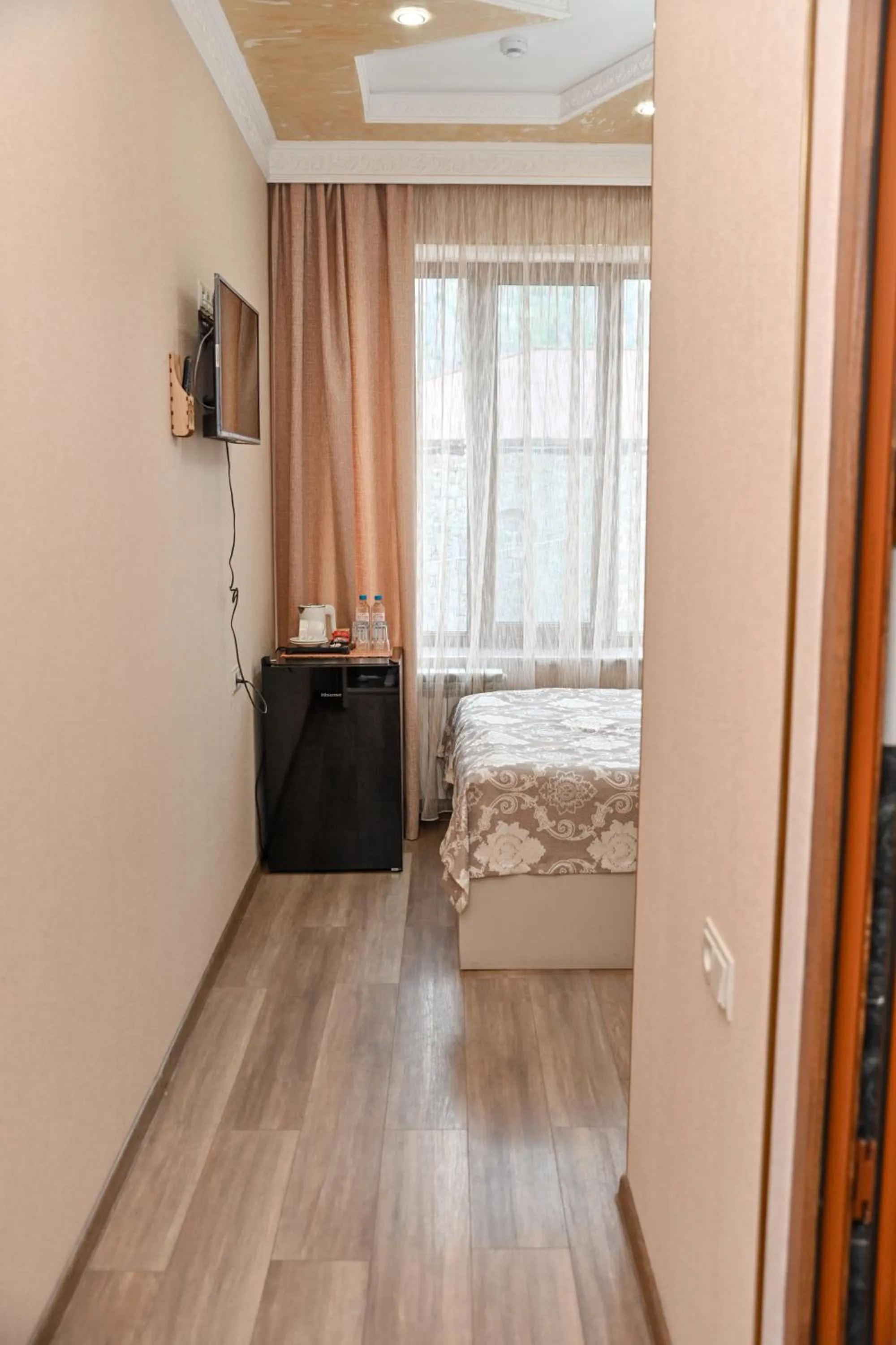 Bed in Har-Mar Hotel