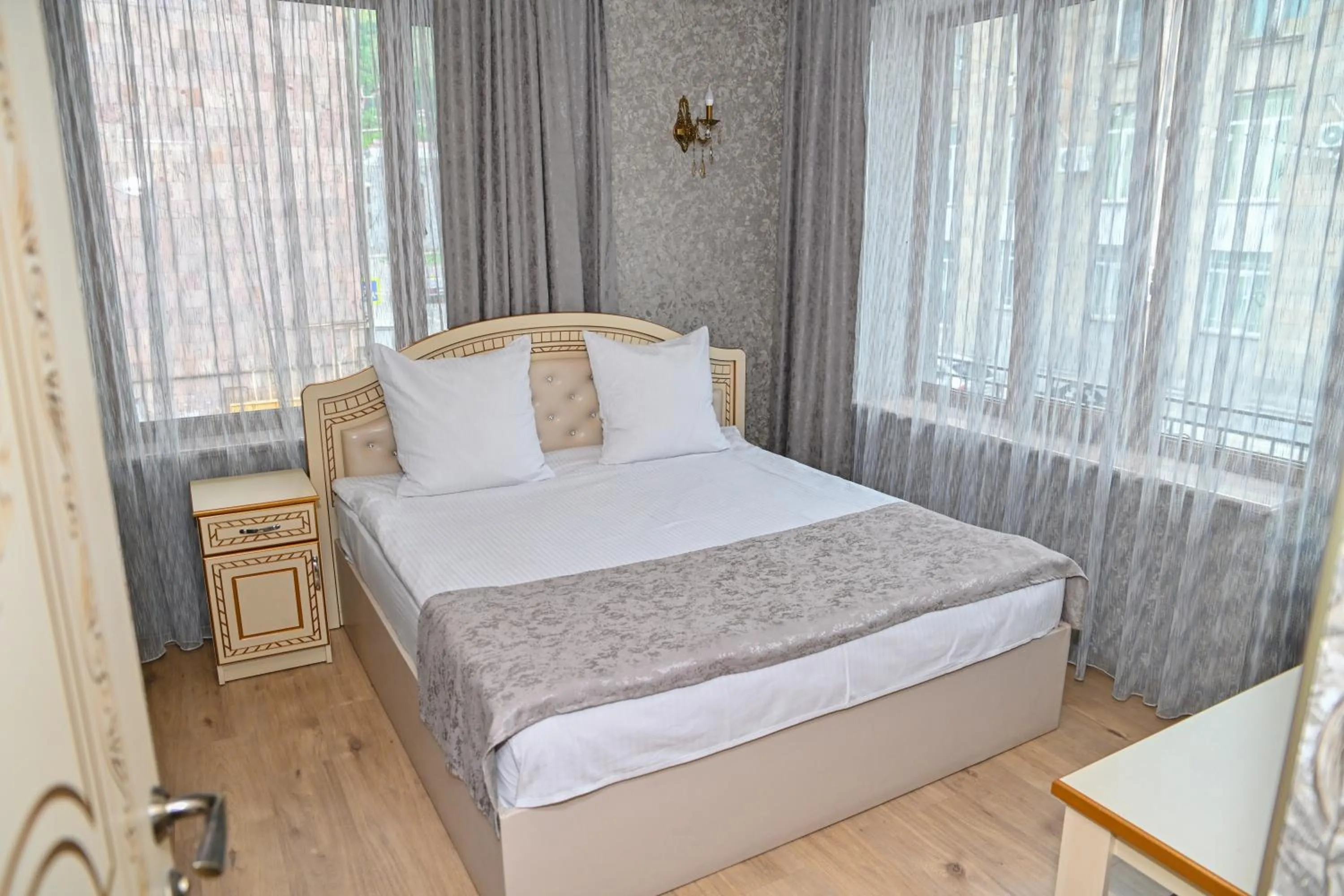 Bed in Har-Mar Hotel