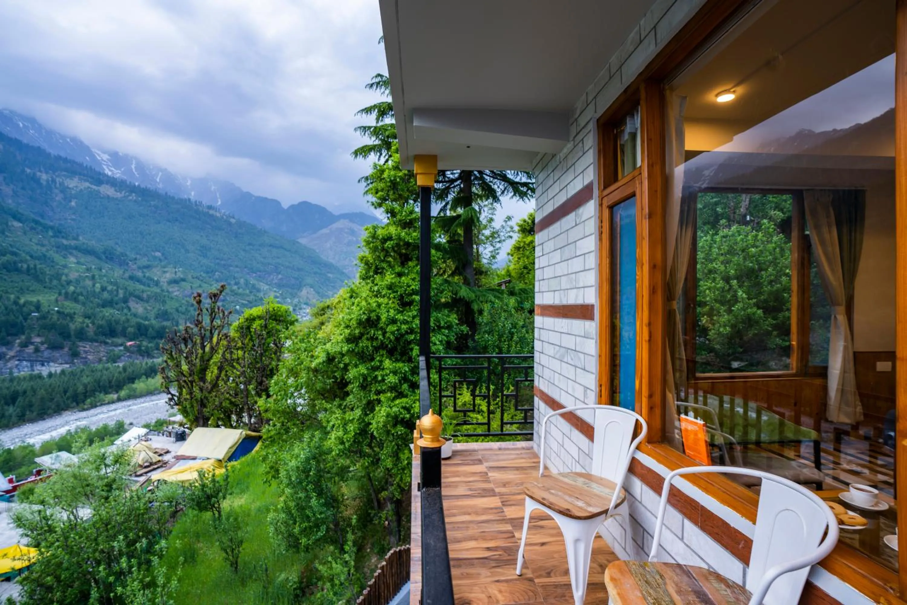 Balcony/Terrace in Zostel Manali, Vashisht