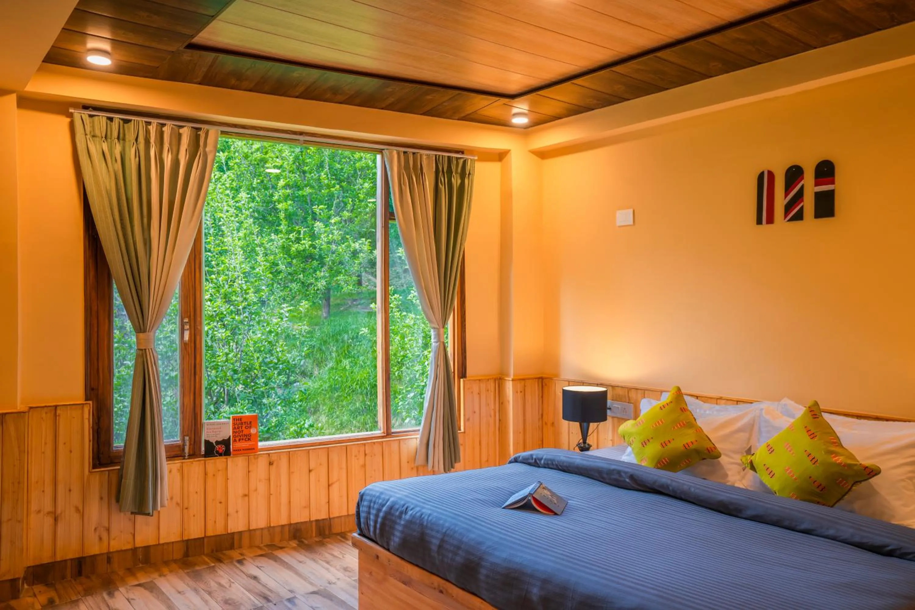 Bed in Zostel Manali, Vashisht