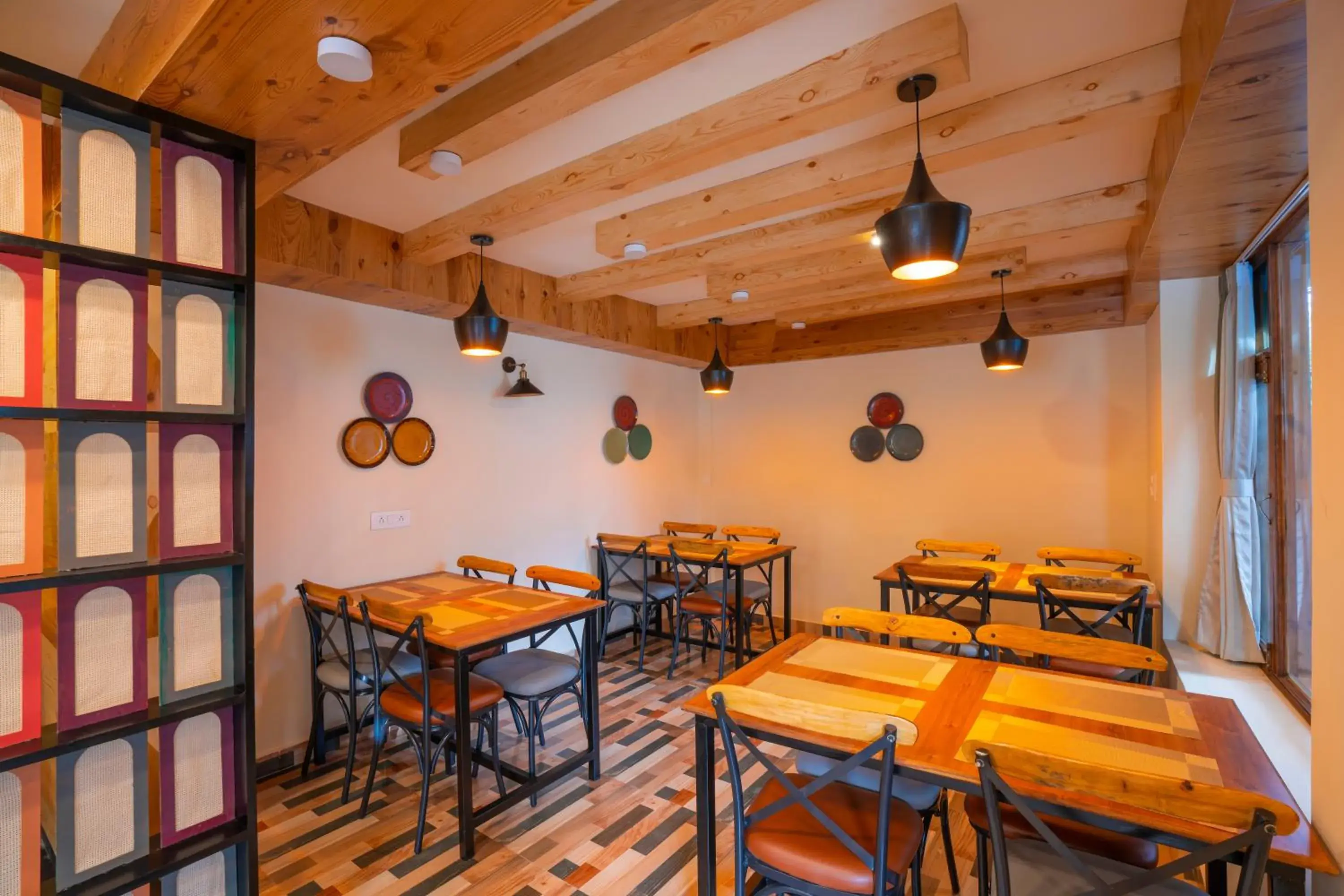 Restaurant/places to eat in Zostel Manali, Vashisht Restaurant/places to eat in Zostel Manali, Vashisht