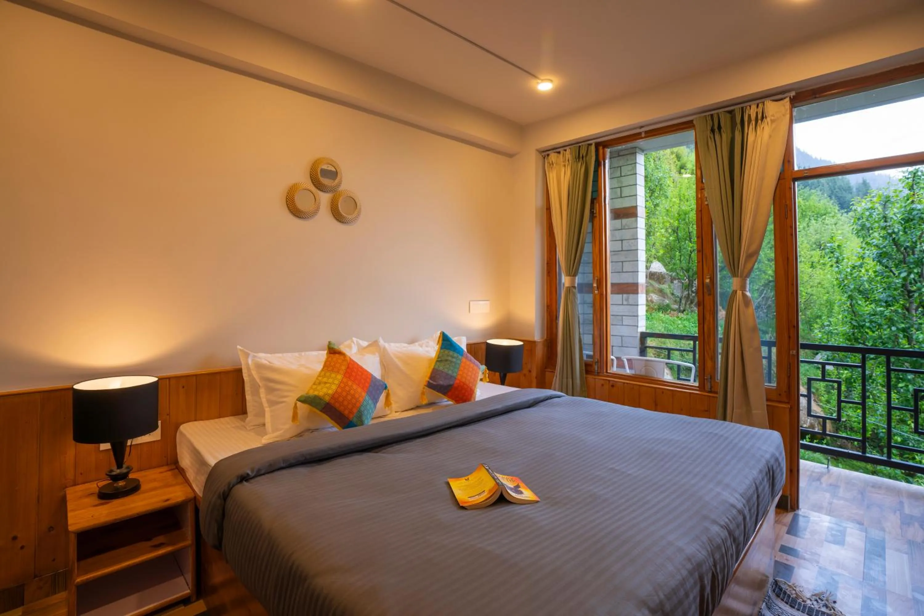 Bed in Zostel Manali, Vashisht