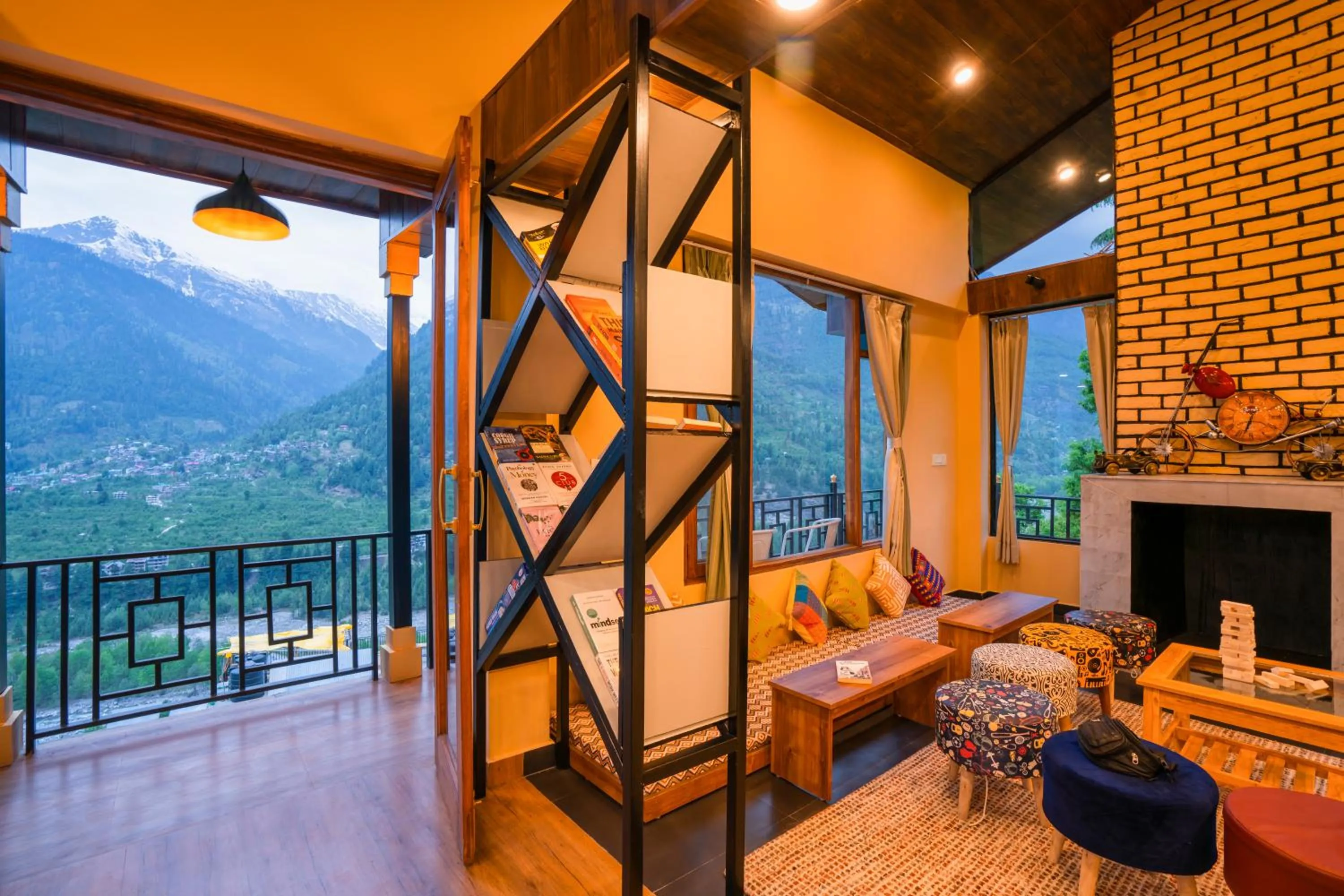 Natural landscape in Zostel Manali, Vashisht