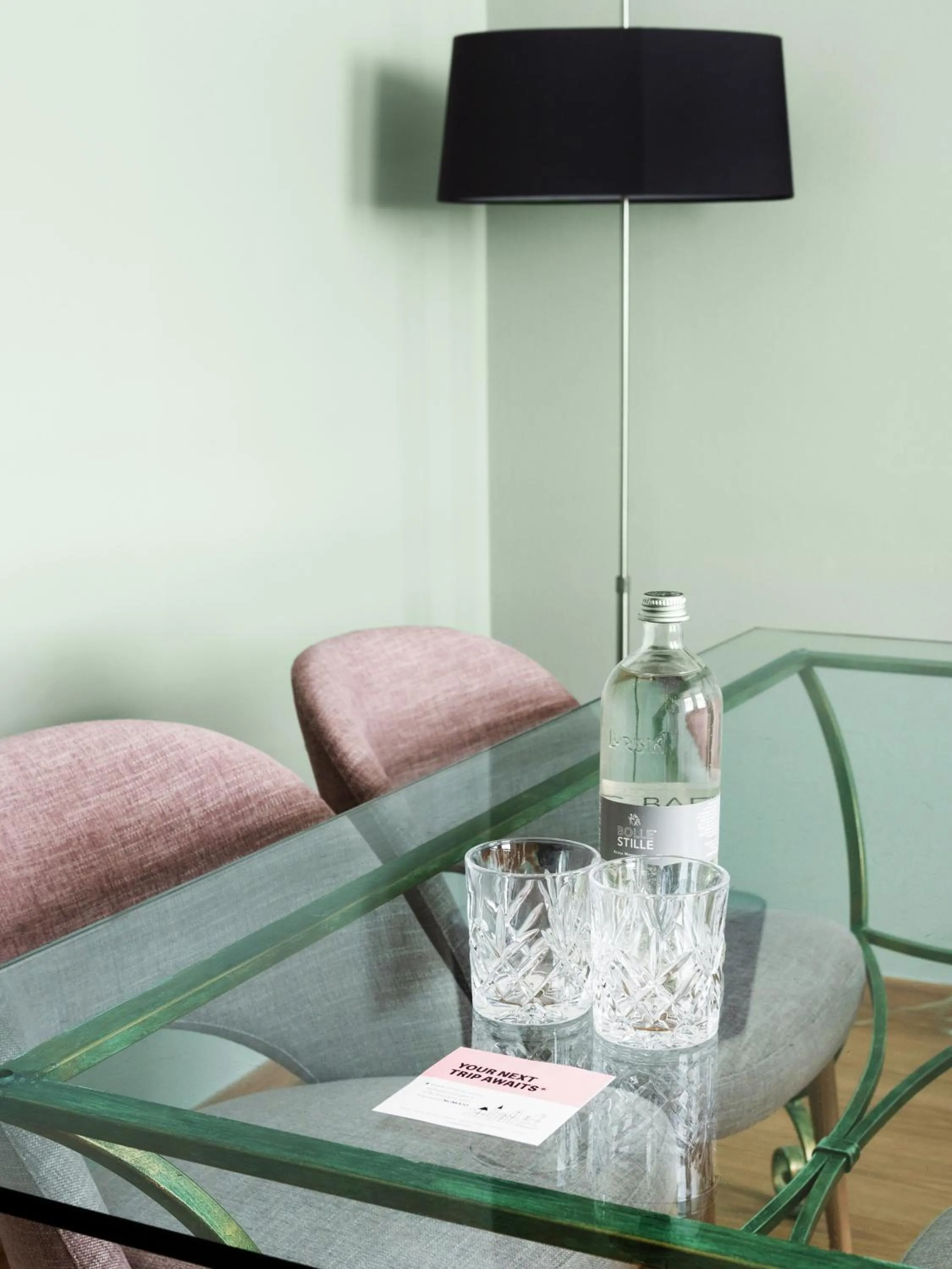 Seating area in Milan Adore