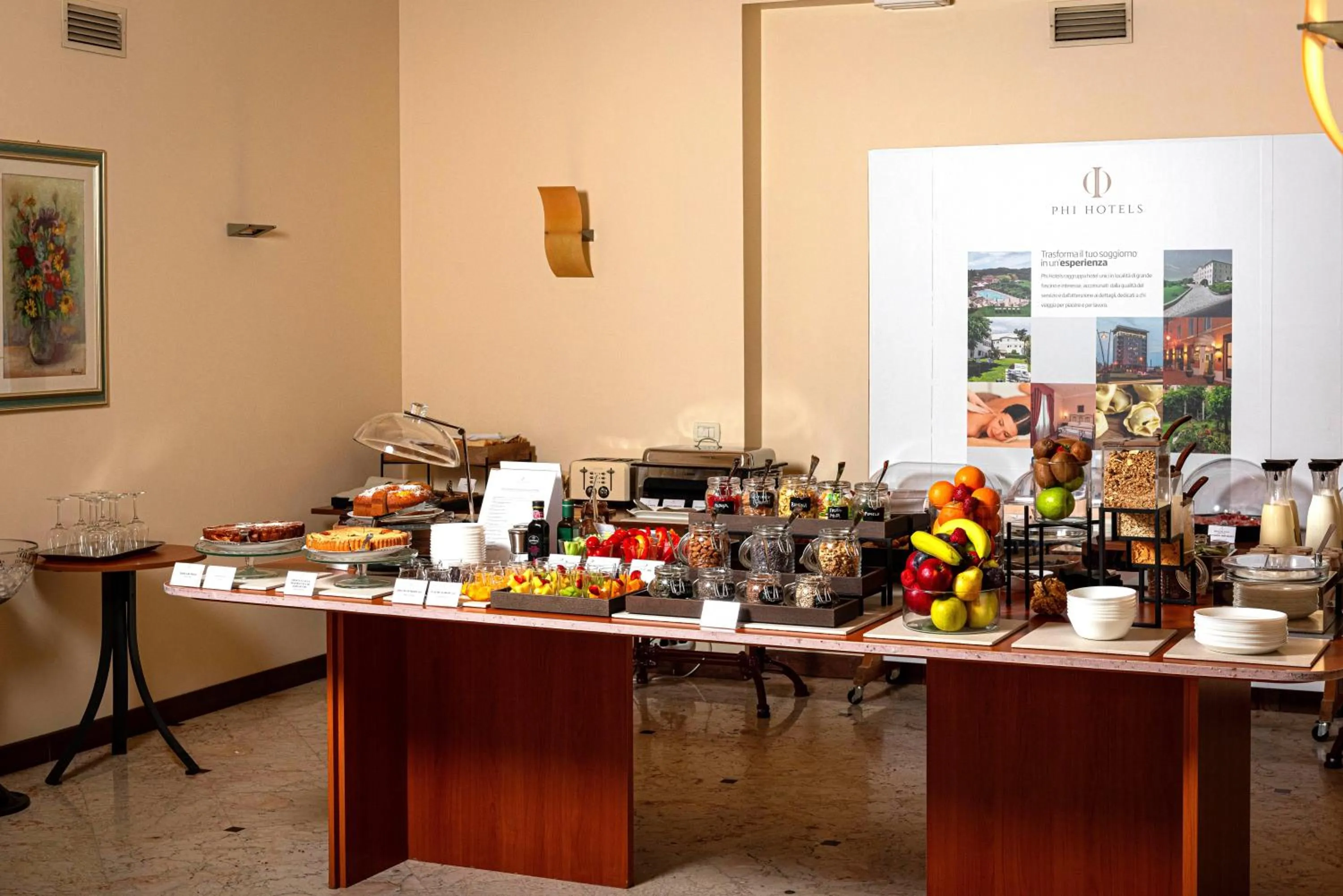 Breakfast in Phi Hotel Astoria