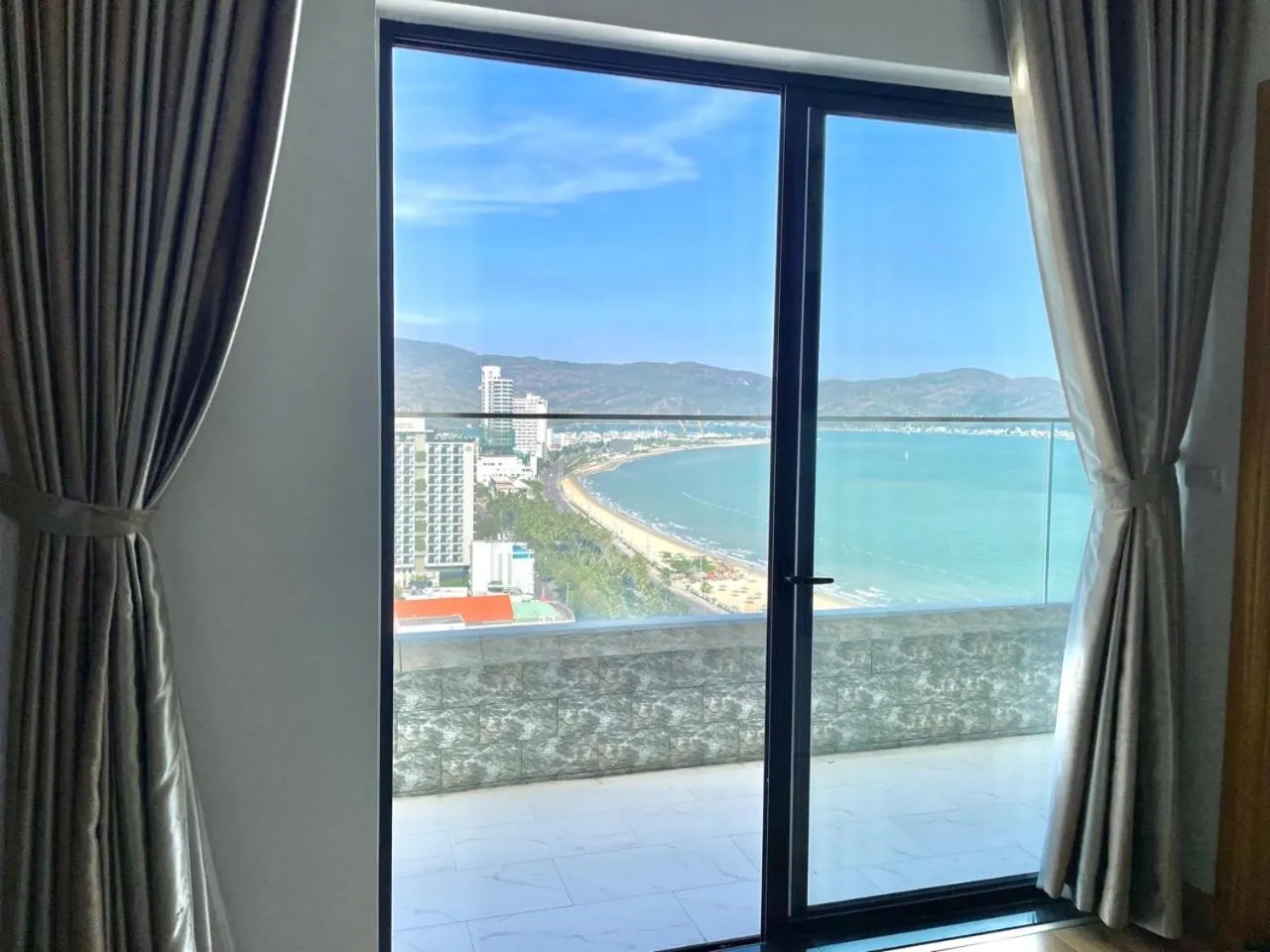 Sea view in TMS Sea Condotel View Biển