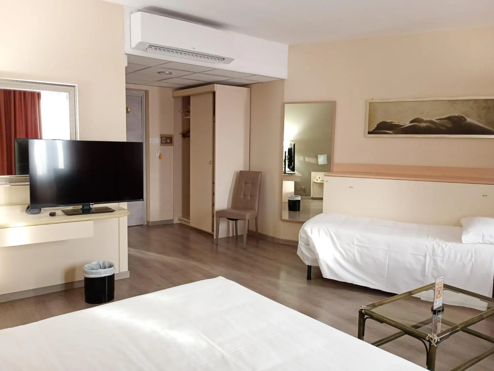 Bed in Hotel Des Alpes