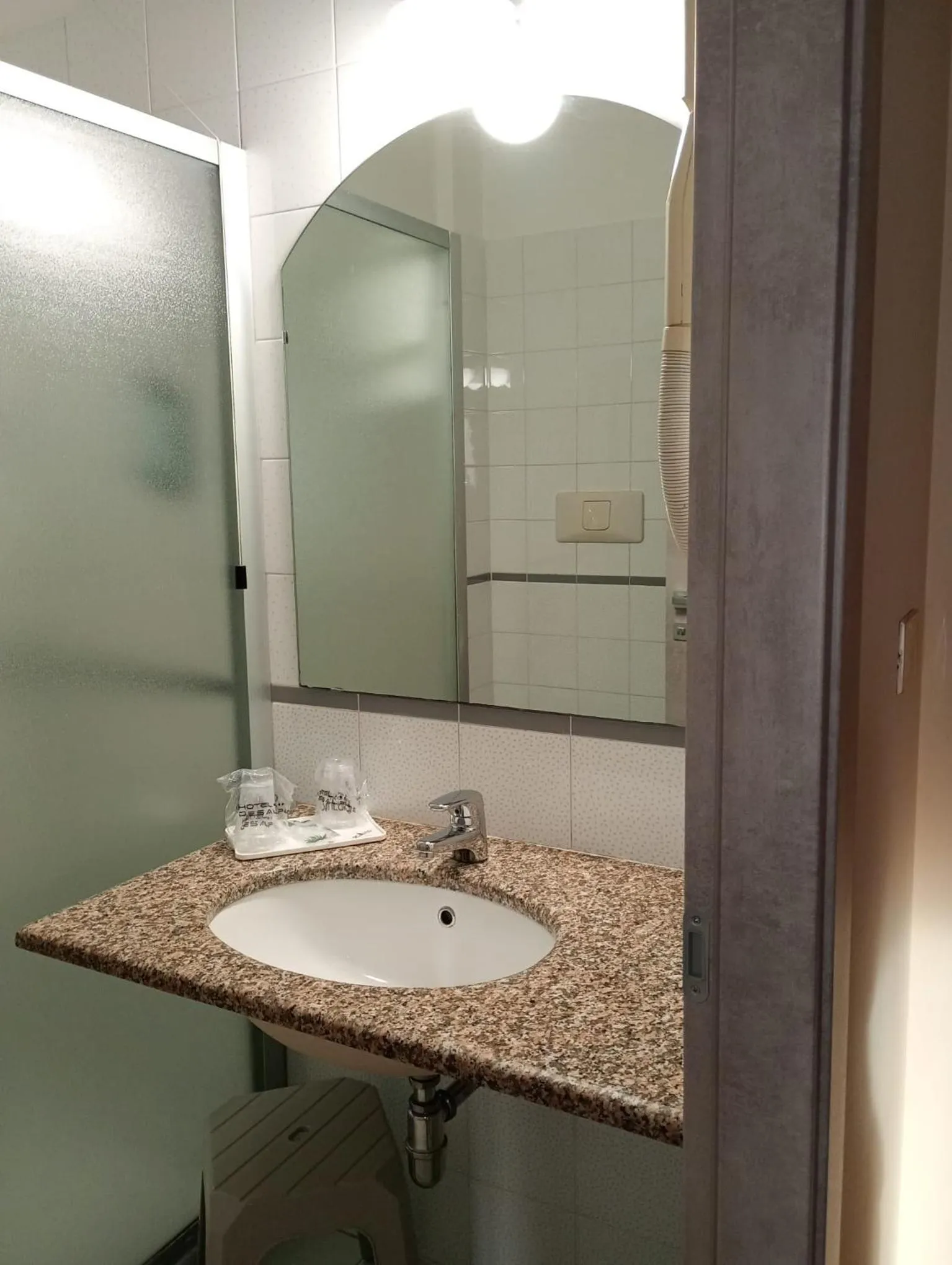 Bathroom in Hotel Des Alpes