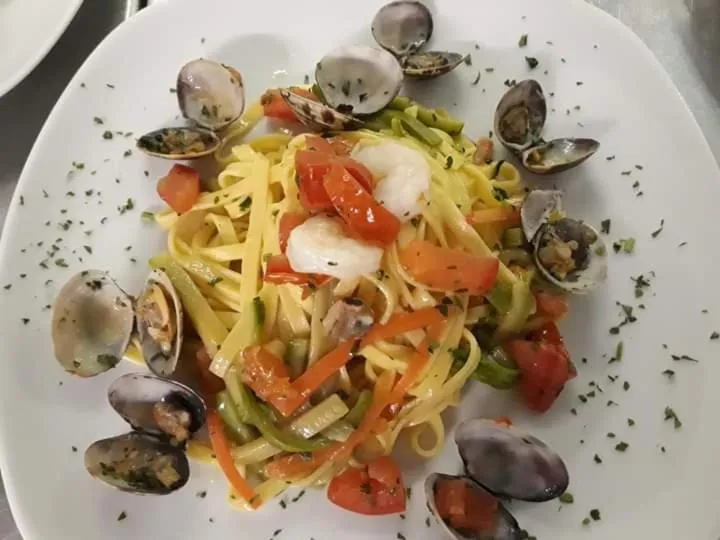 Restaurant/places to eat in Hotel Des Alpes