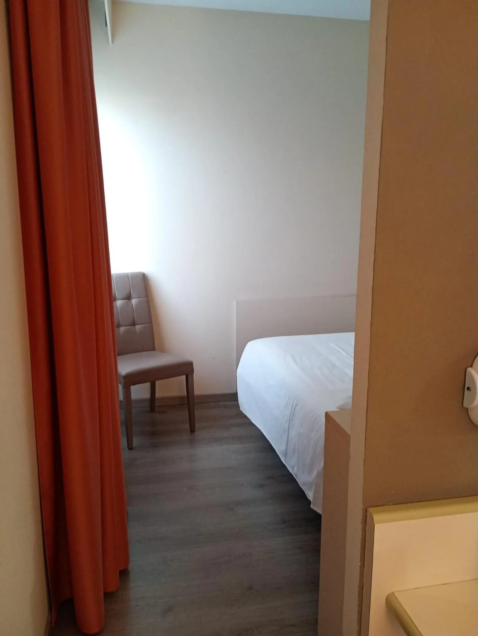 Bed in Hotel Des Alpes