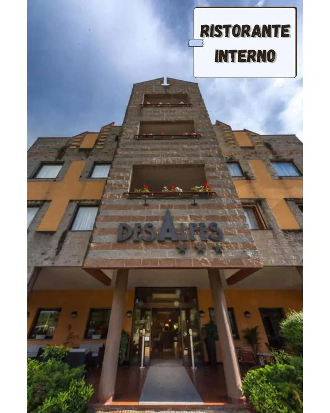 Property building in Hotel Des Alpes Property building in Hotel Des Alpes