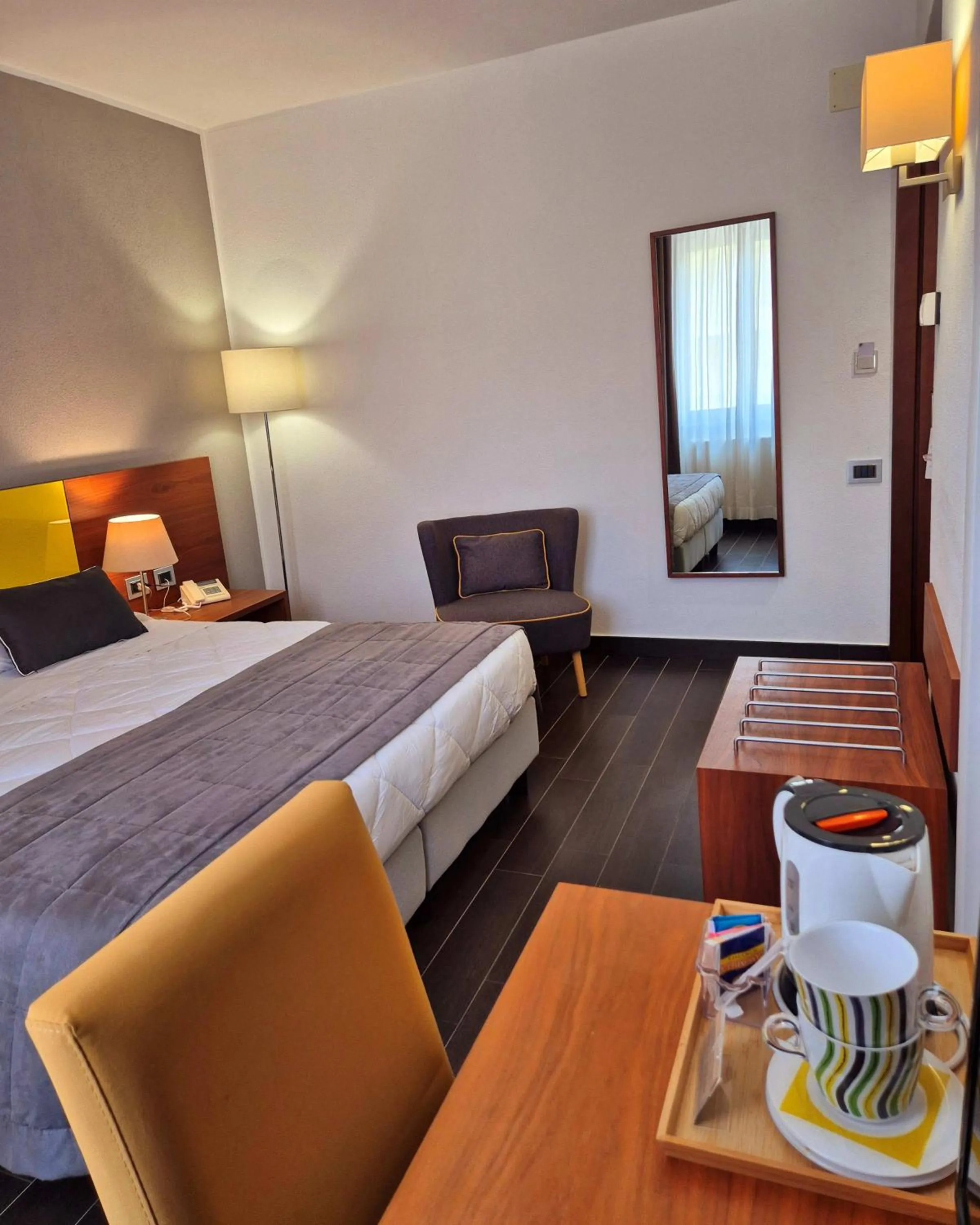 Bedroom, Bed in Hotel Sandalia