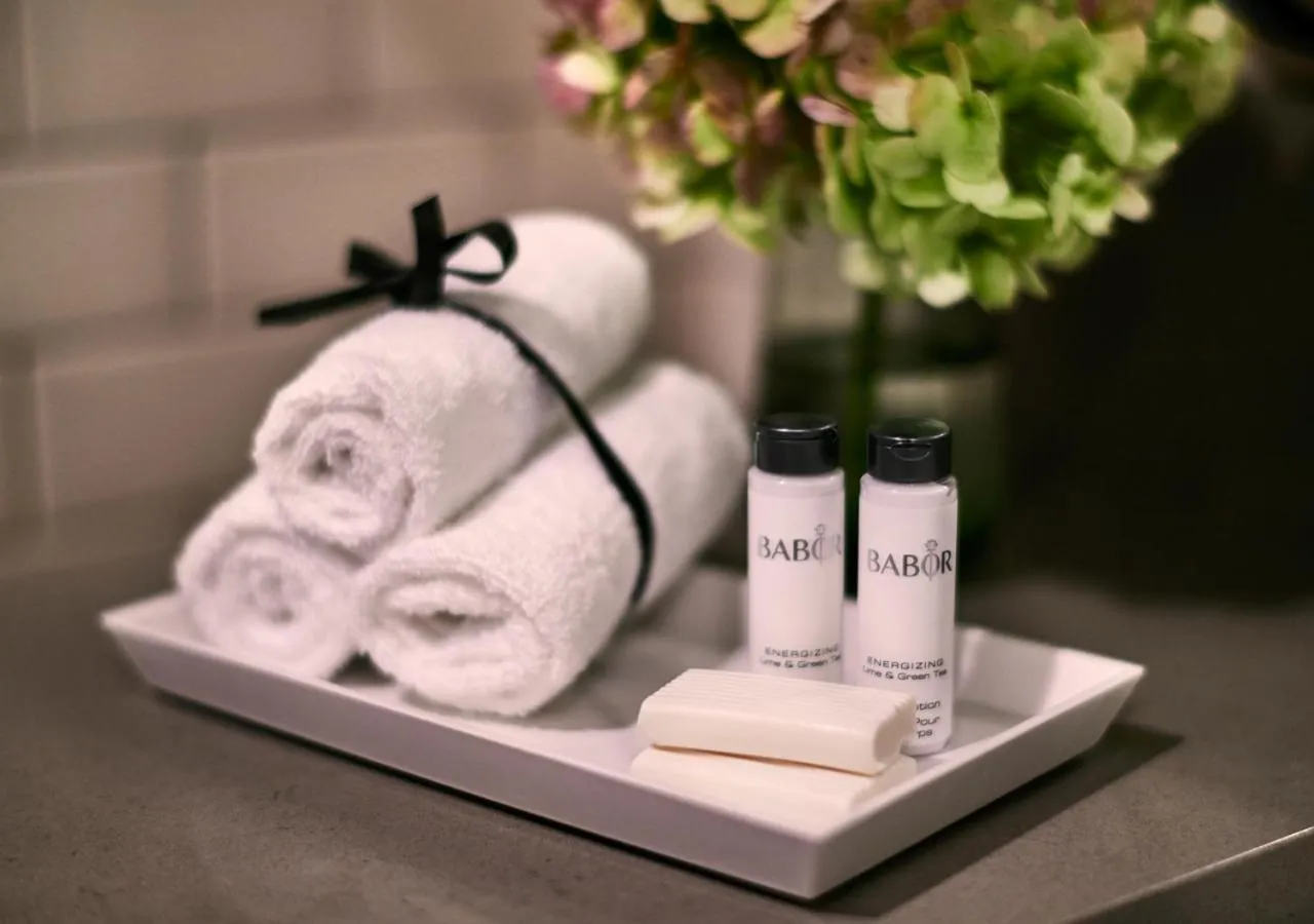 Bathroom in Lockwood Hotel