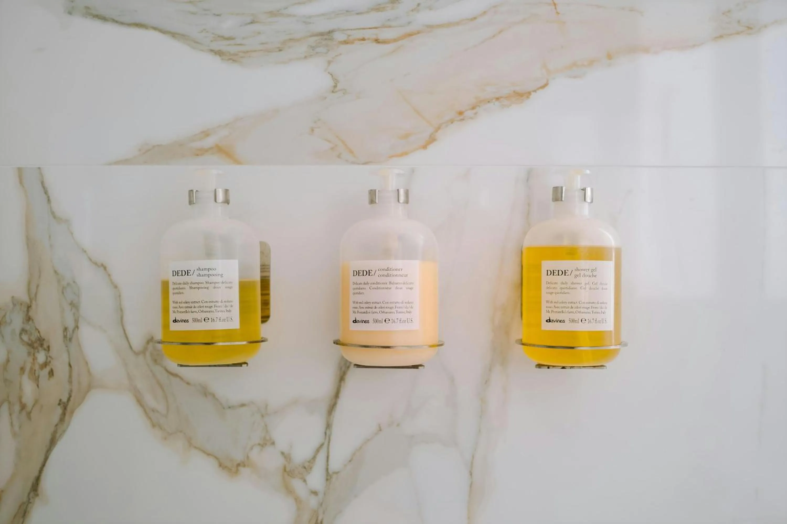 Bathroom in Paseo de Gracia Hotel, Sonder by Marriott Bonvoy