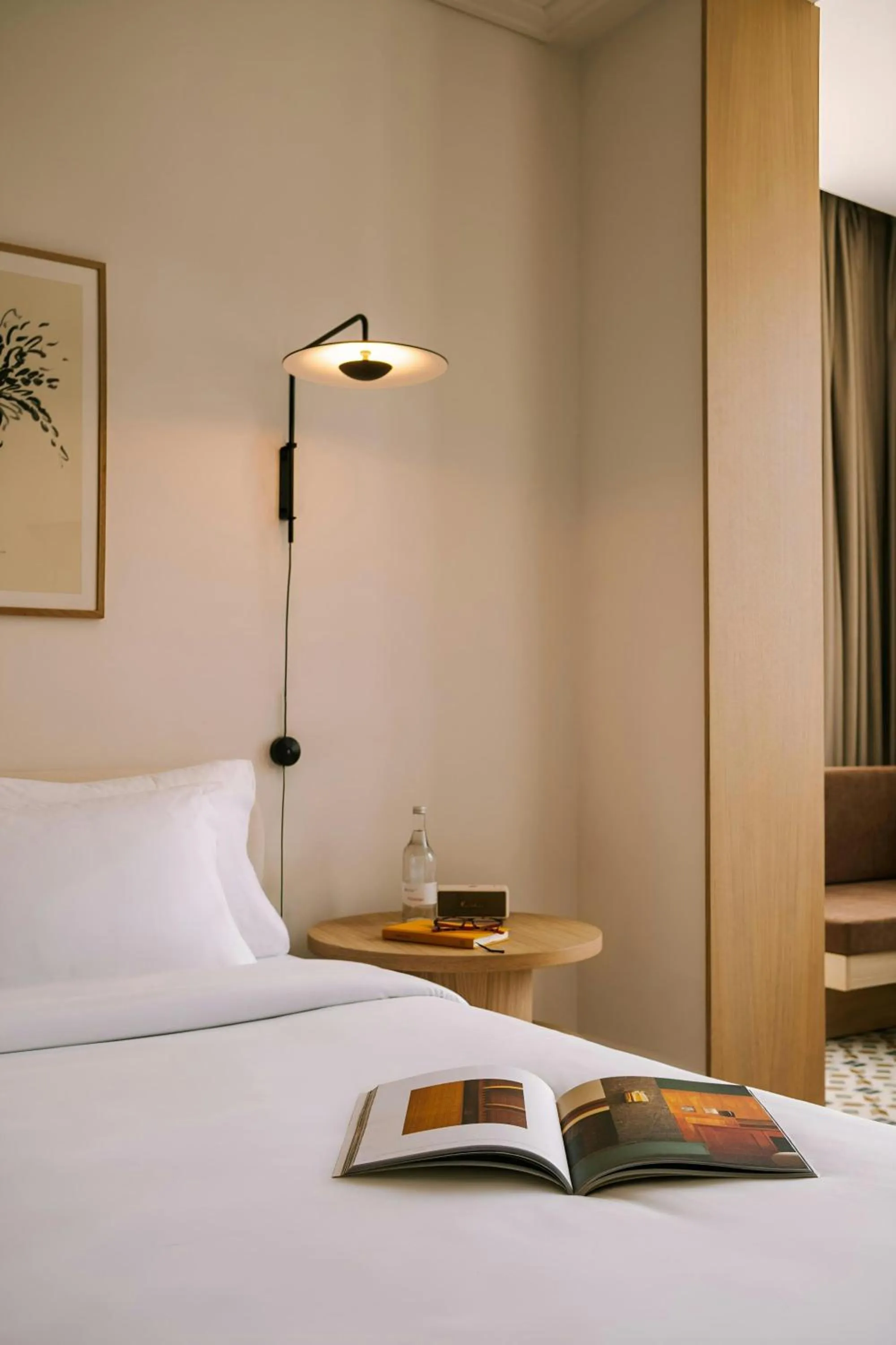 Bedroom, Bed in Paseo de Gracia Hotel, Sonder by Marriott Bonvoy