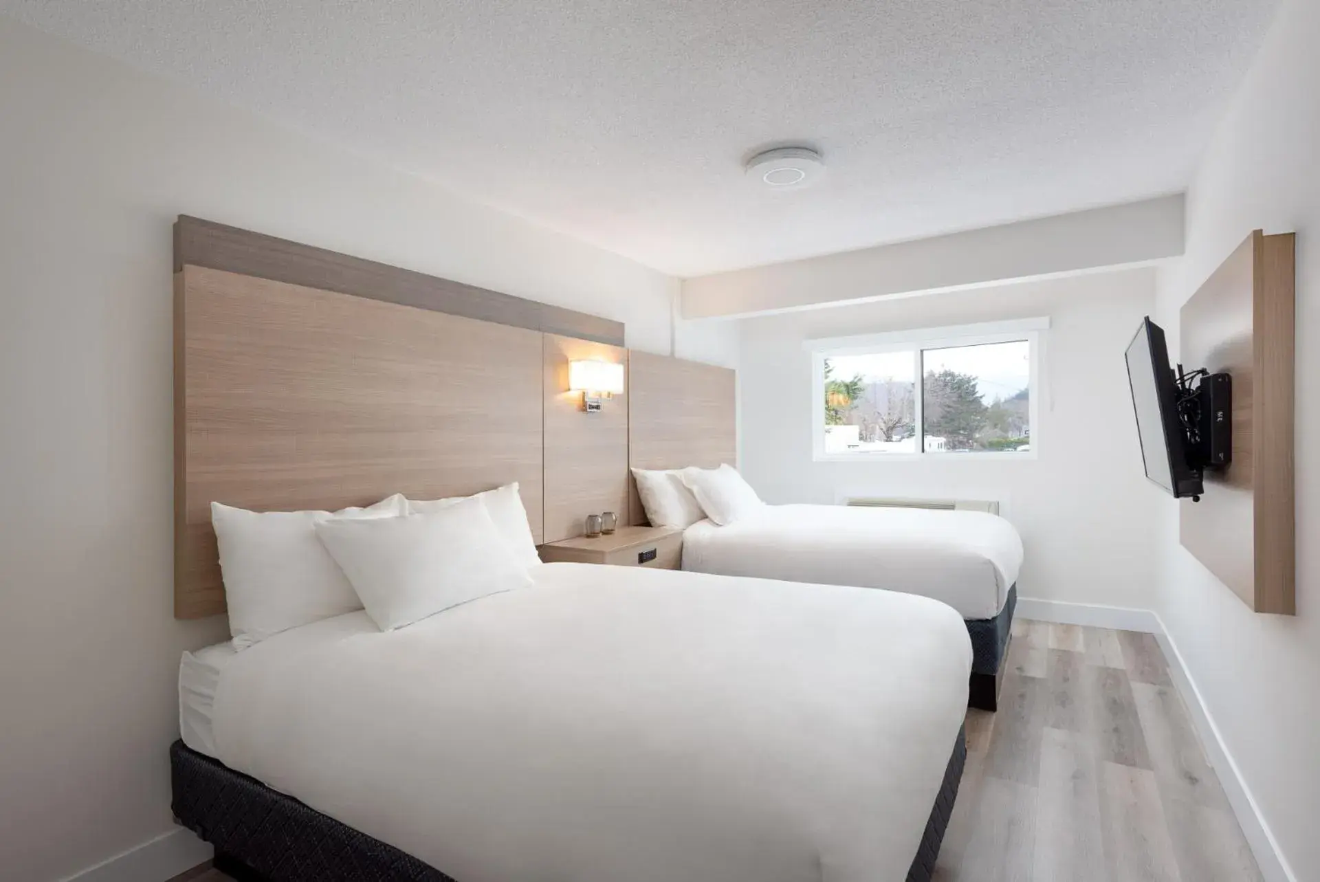 Two-Bedroom Suite in Harrison Grand Motel Two-Bedroom Suite in Harrison Grand Motel