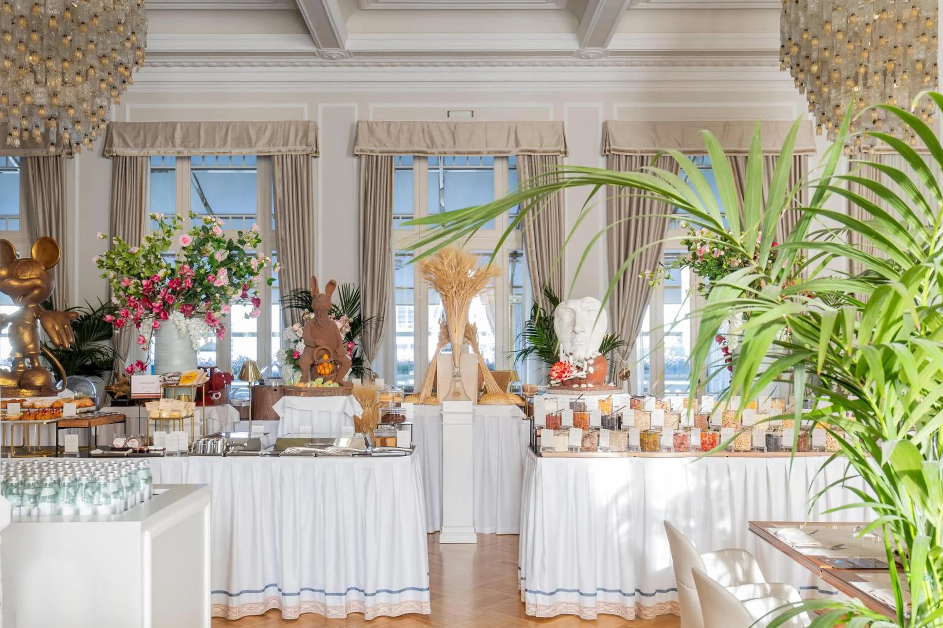 Breakfast in Grand Hotel Principe Di Piemonte