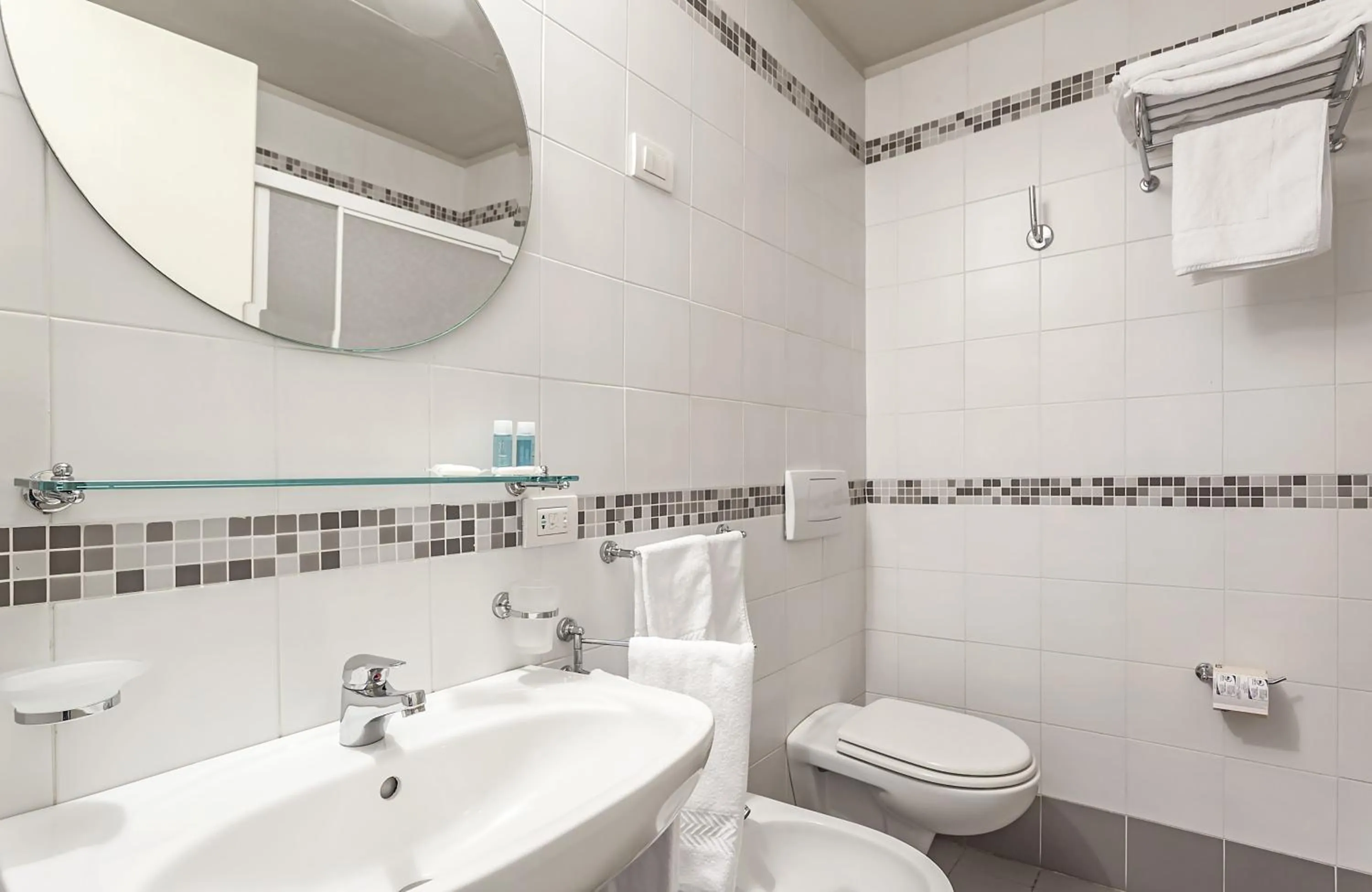 Bathroom in Grand Hotel Bonanno