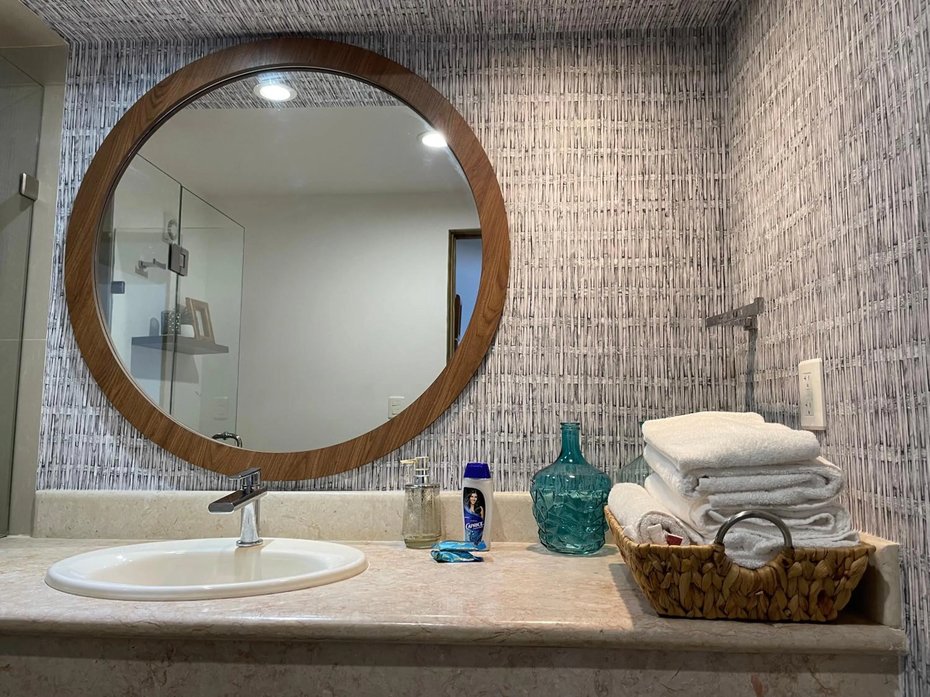 Bathroom in Quintas Del Mar II condominio con vista al mar