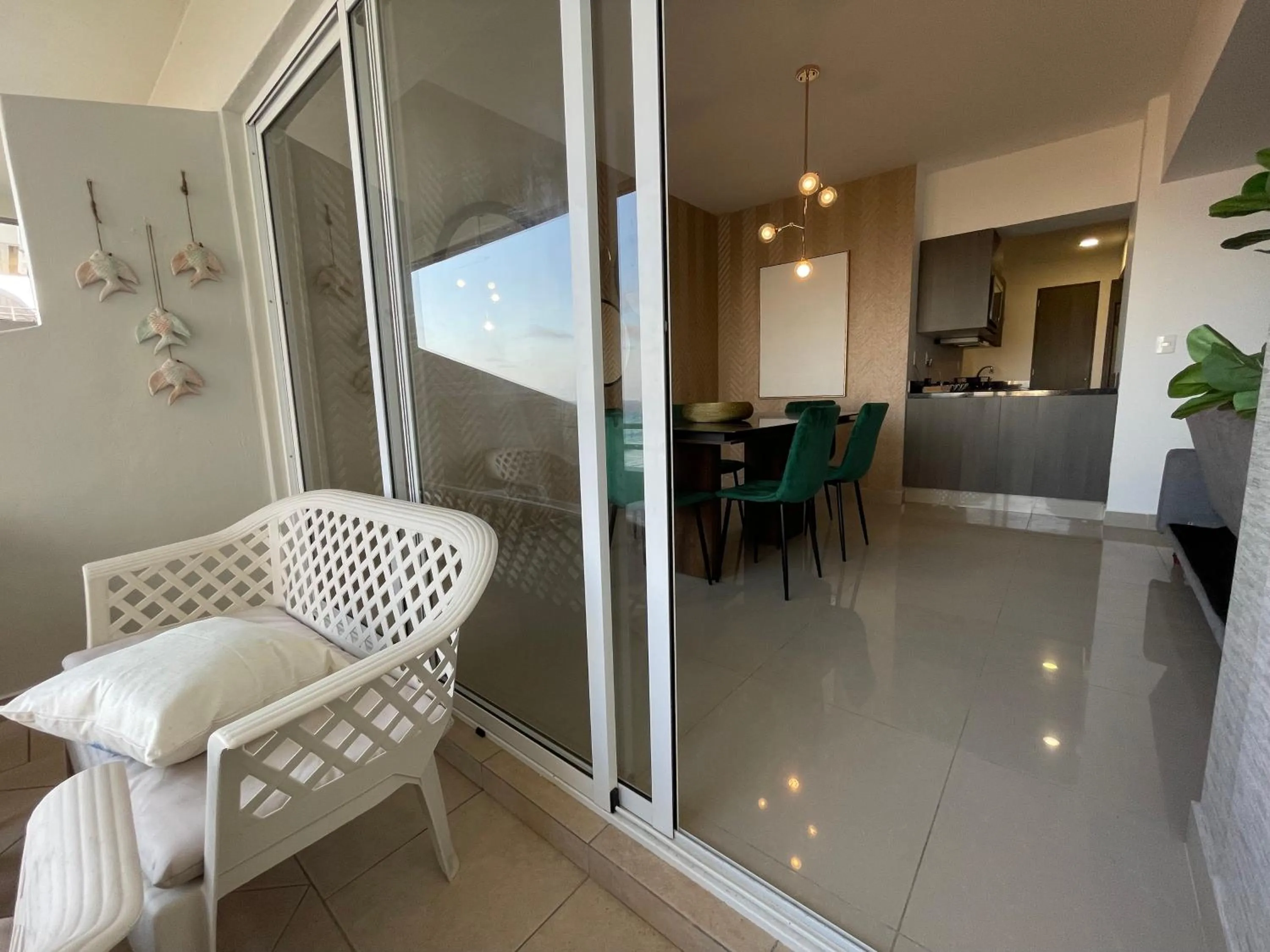 Balcony/Terrace in Quintas Del Mar II condominio con vista al mar