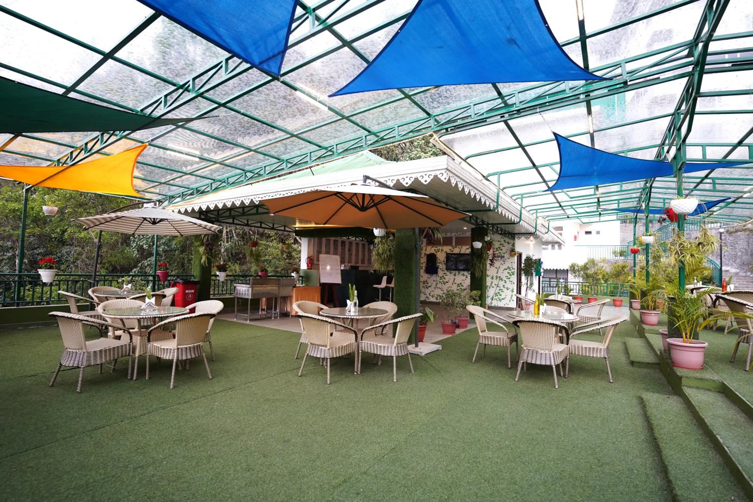 Patio in Treenz Hotel