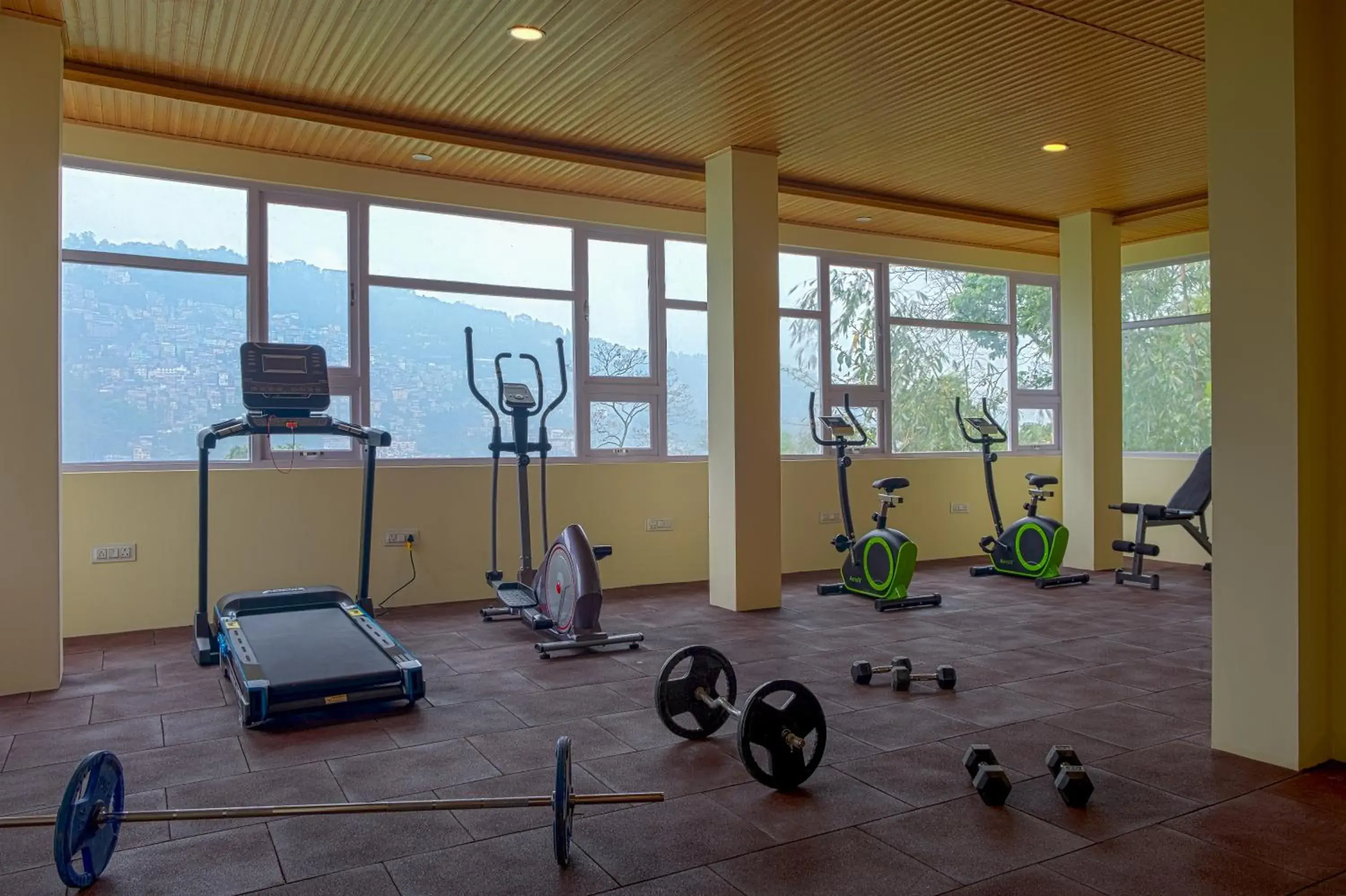 Fitness centre/facilities in Treenz Hotel Fitness centre/facilities in Treenz Hotel