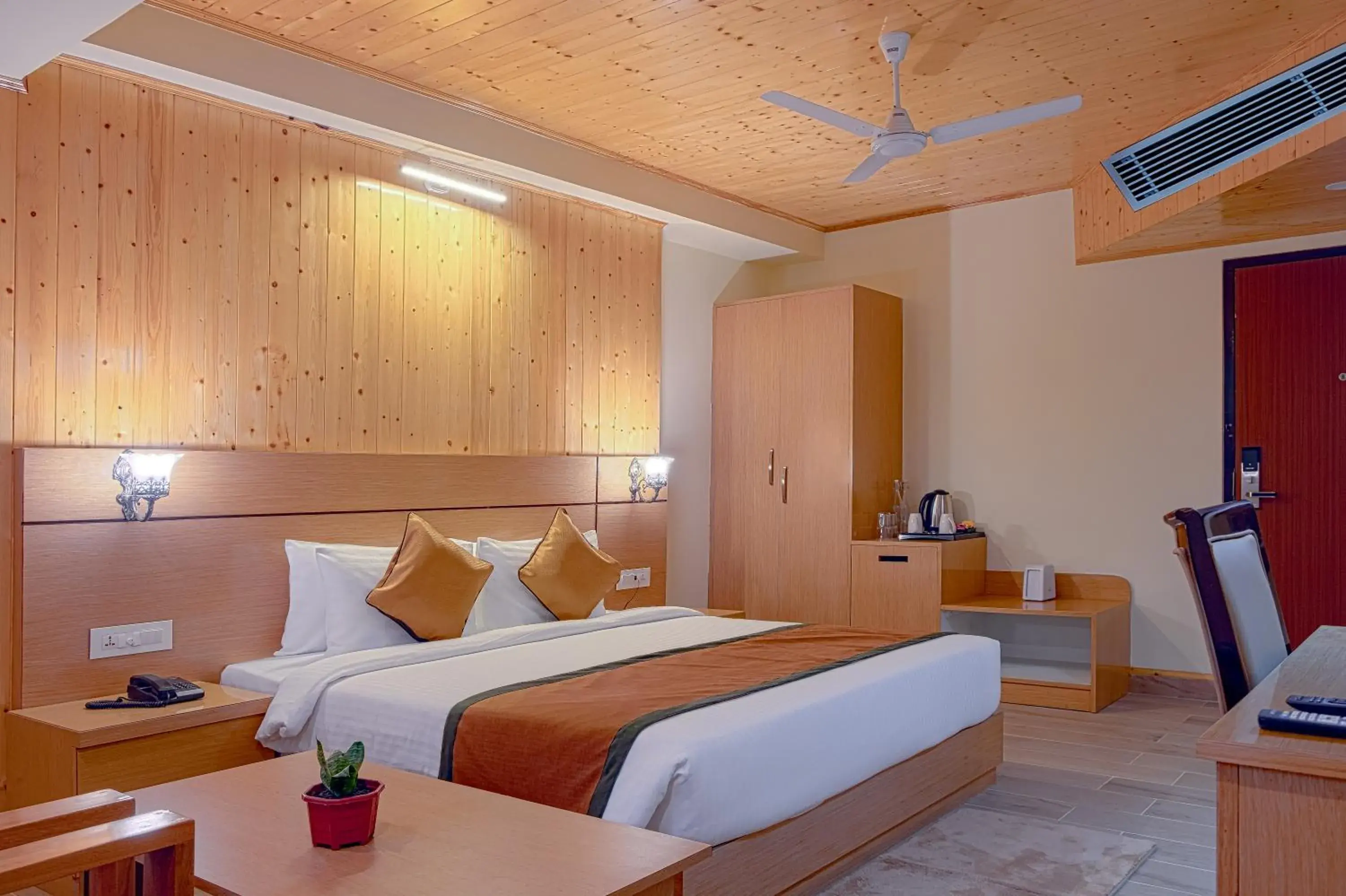 Bed in Treenz Hotel Bed in Treenz Hotel