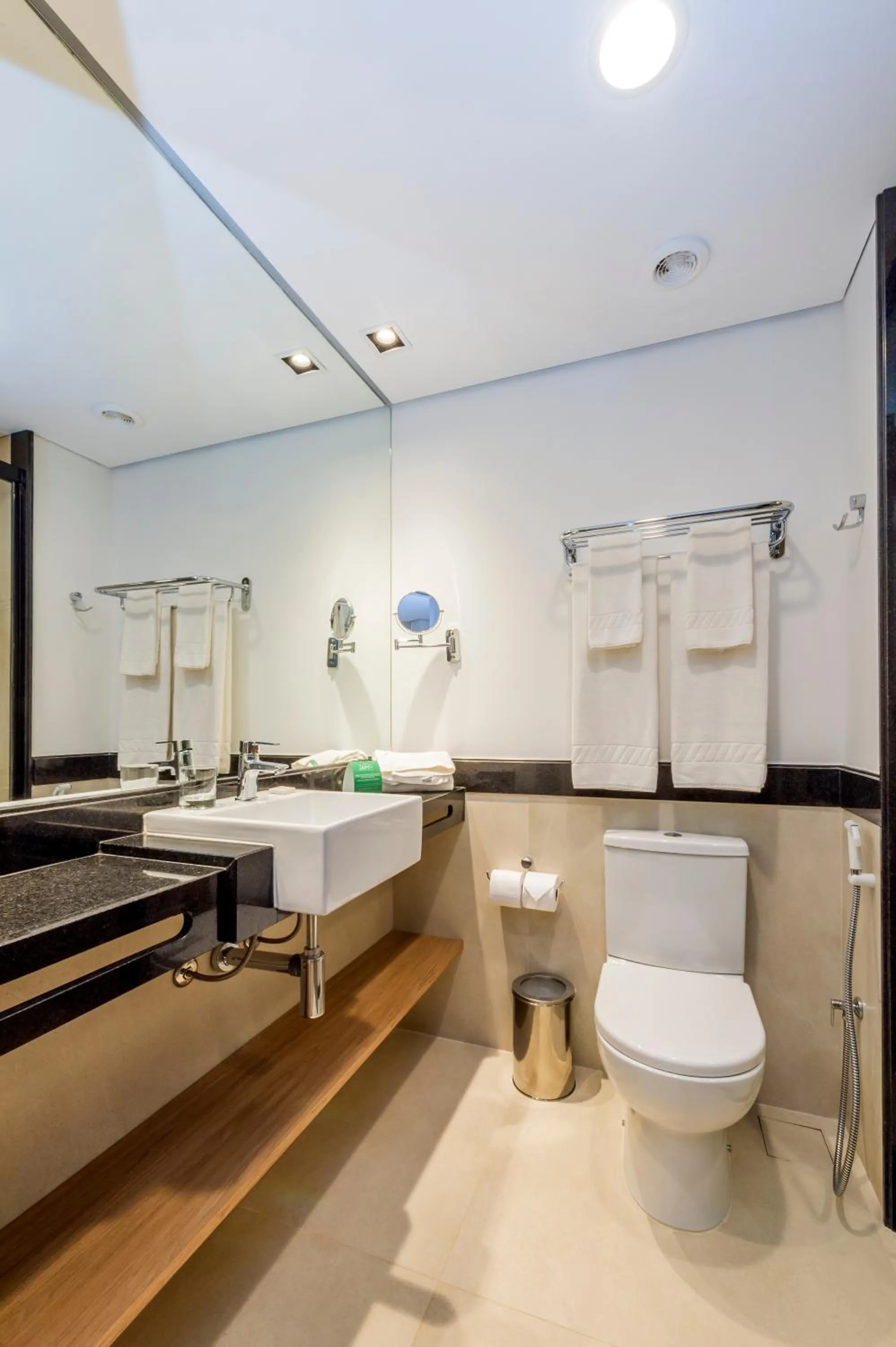 Toilet in Japy Golf Resort Hotel