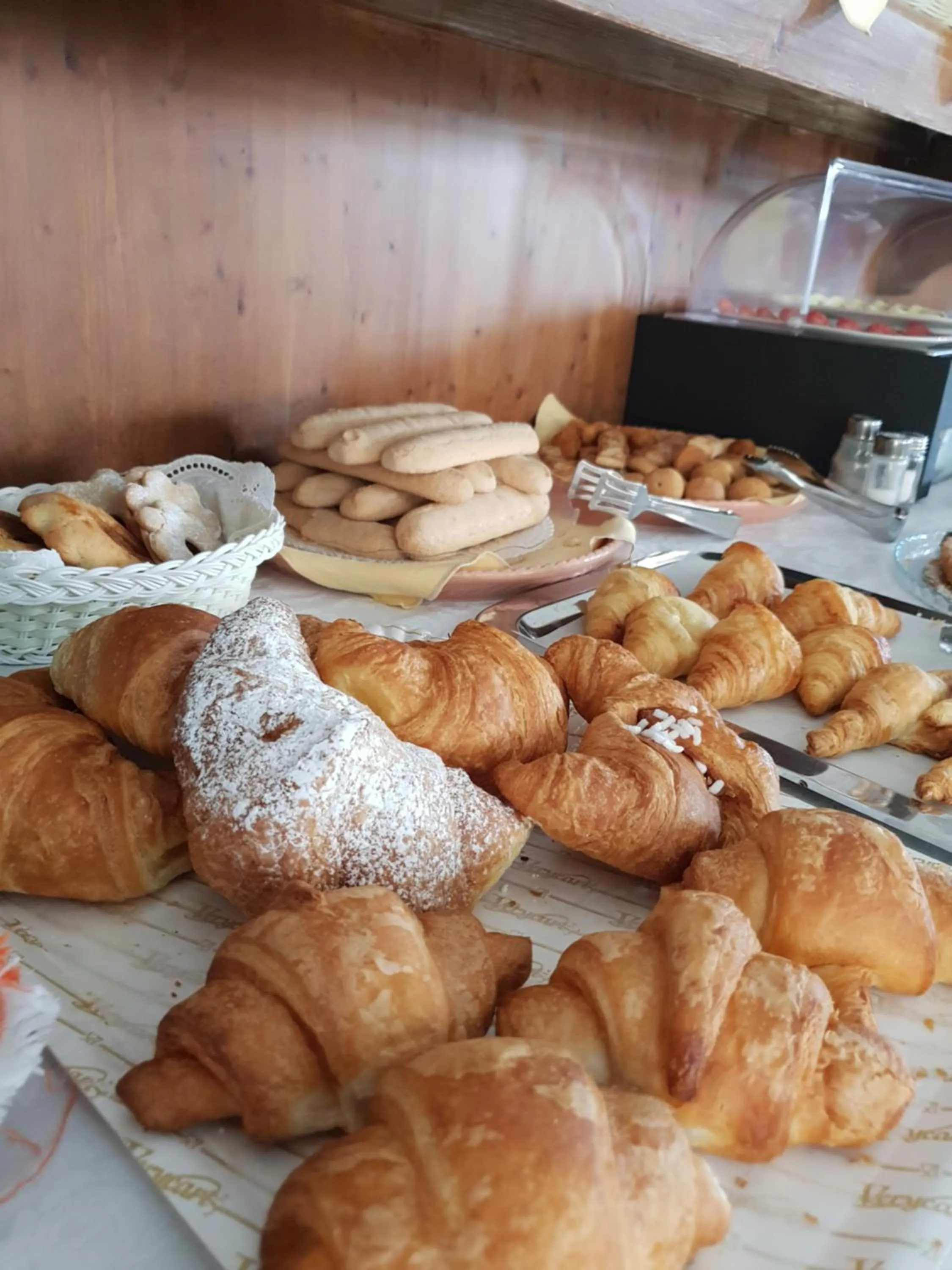 Food and drinks in Castello Di Tavolara