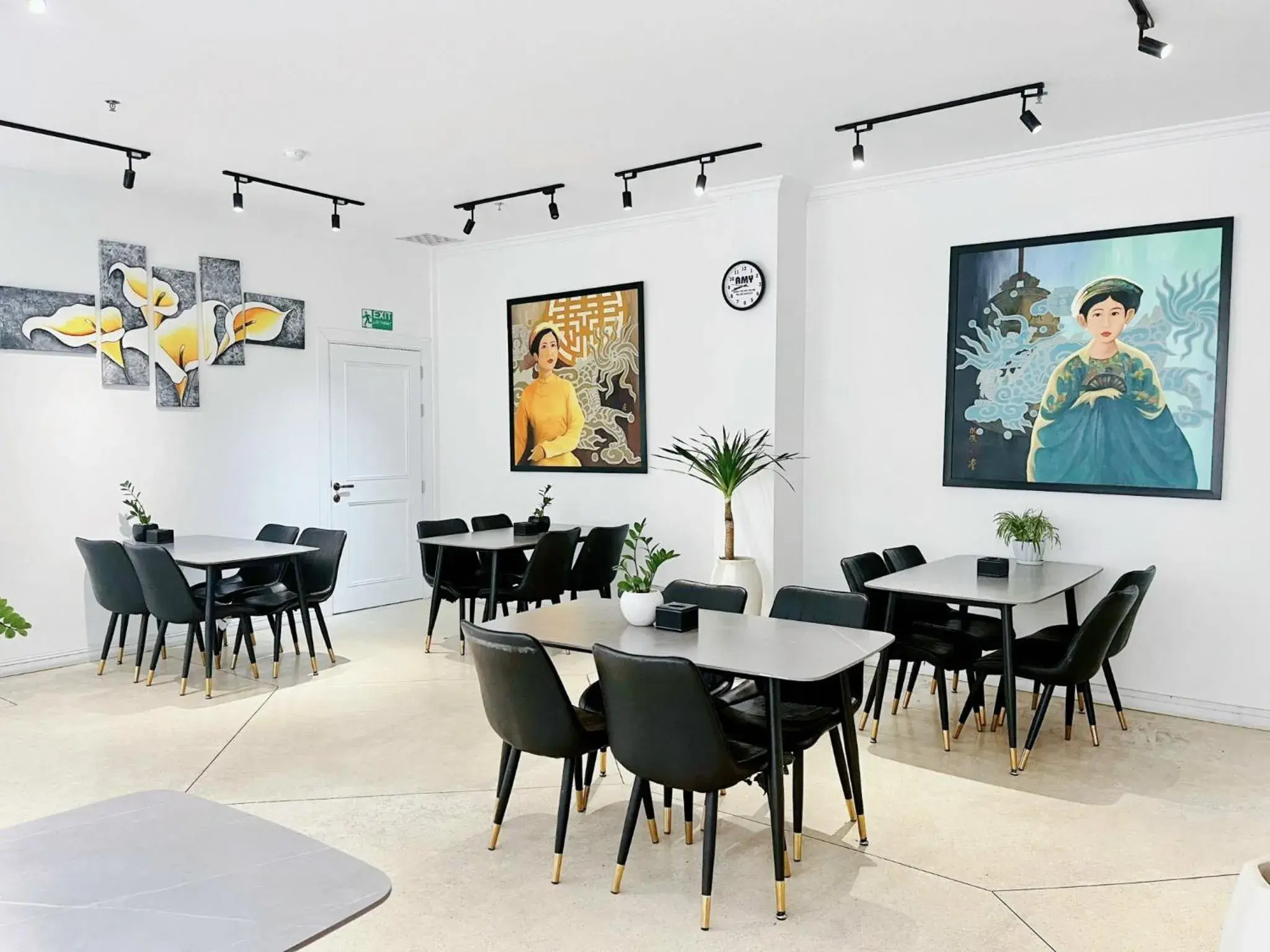 Restaurant/places to eat in Amy Hotel And Apartment Hue Restaurant/places to eat in Amy Hotel And Apartment Hue