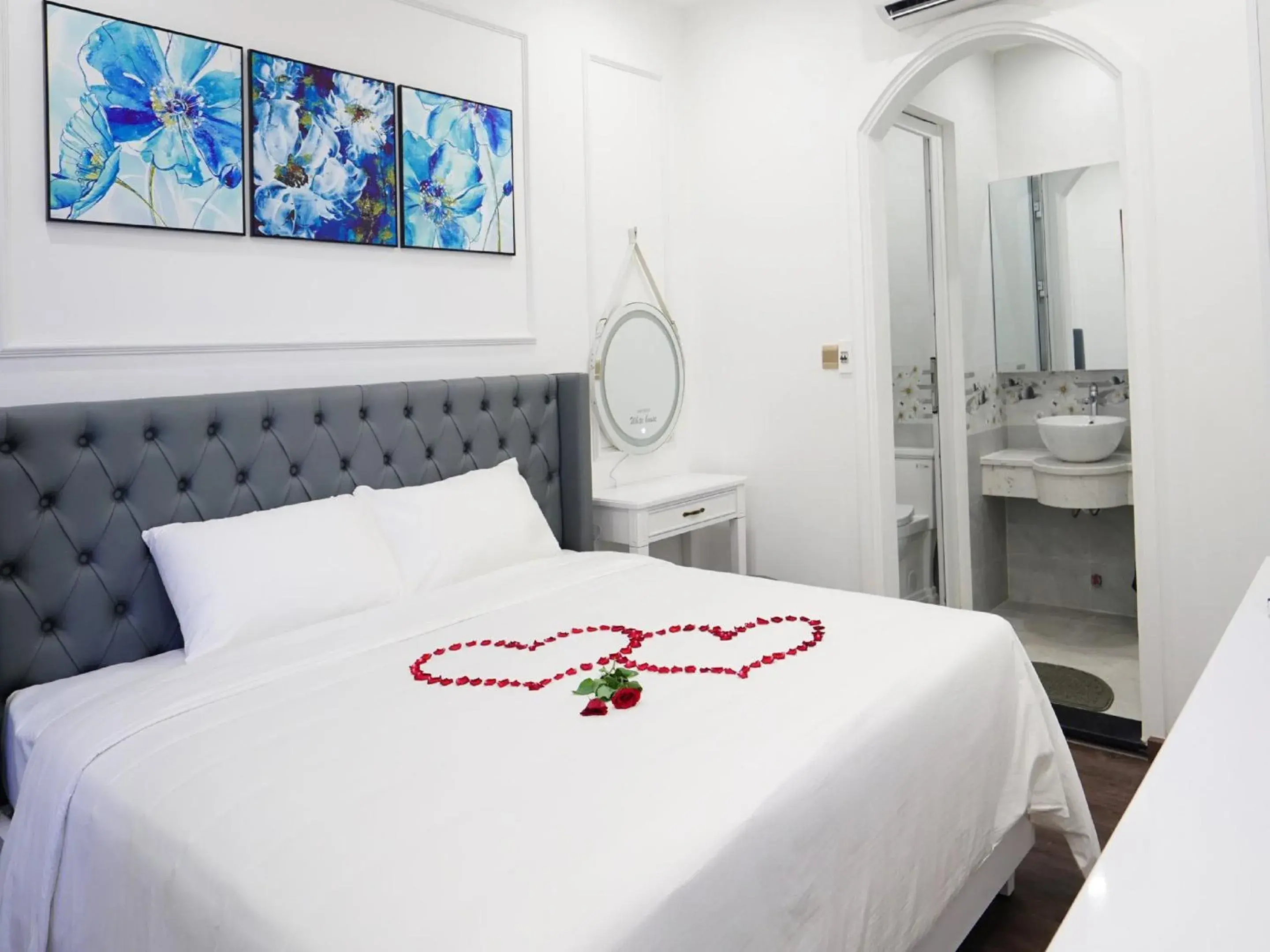 Bed in Amy Hotel And Apartment Hue Bed in Amy Hotel And Apartment Hue