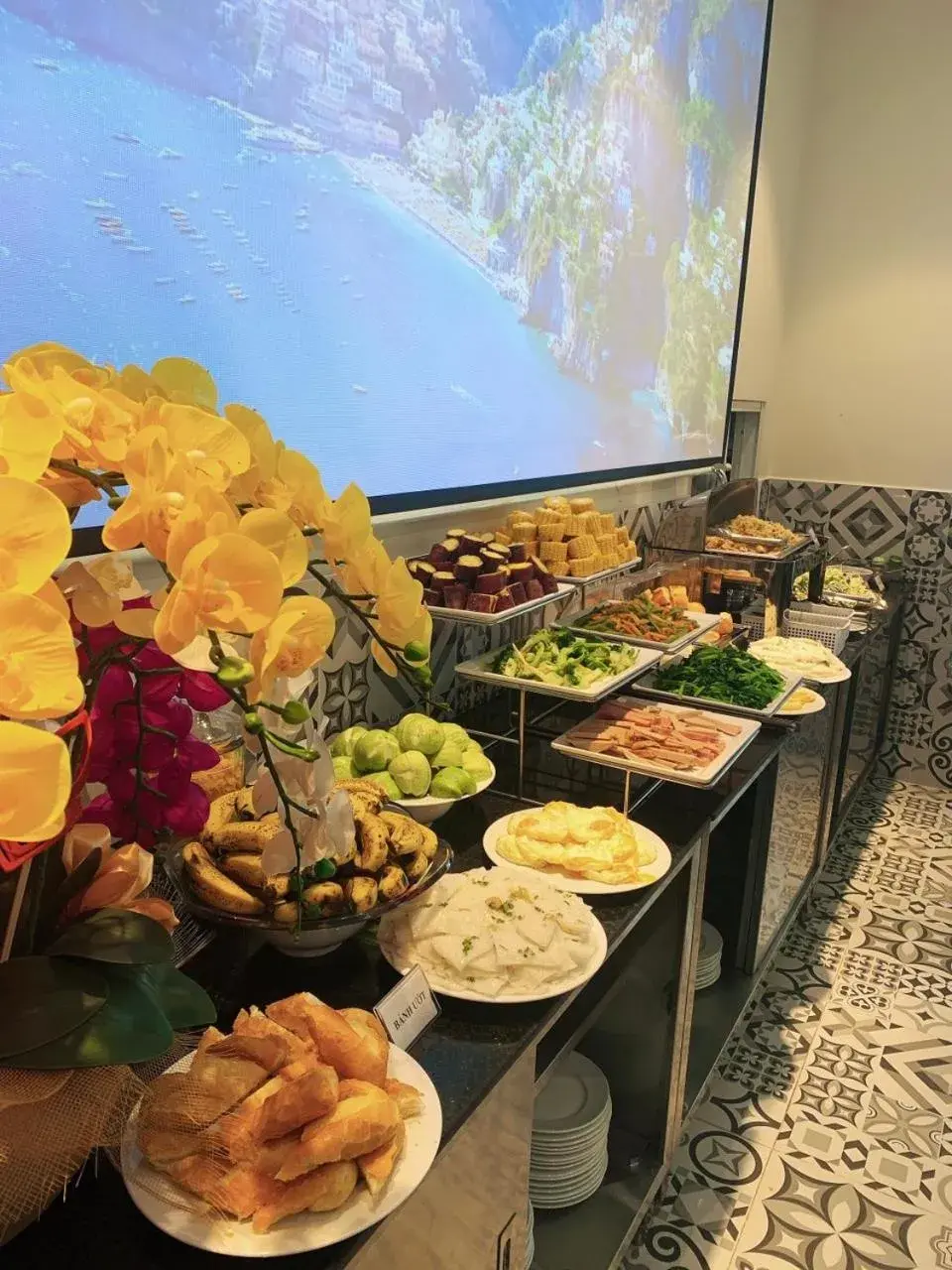 Food and drinks in TALA Dalat Hotel Food and drinks in TALA Dalat Hotel