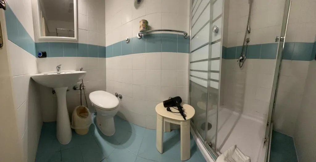 Bathroom in PICCOLO HOTEL Nel Centro Storico di Firenze