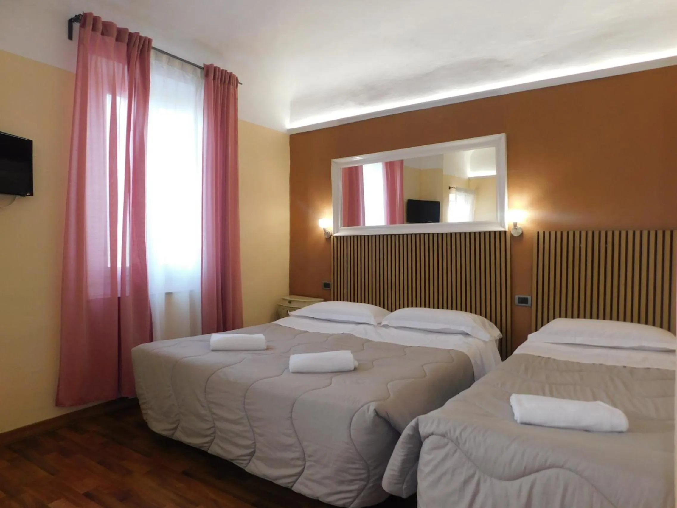 Bed in PICCOLO HOTEL Nel Centro Storico di Firenze