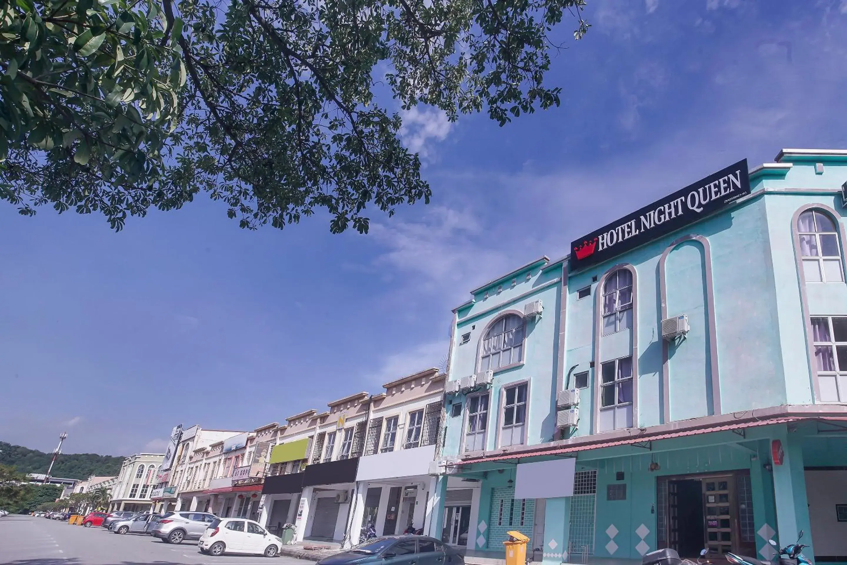 Hotel O Night Queen salak Tinggi Hotel O Night Queen salak Tinggi