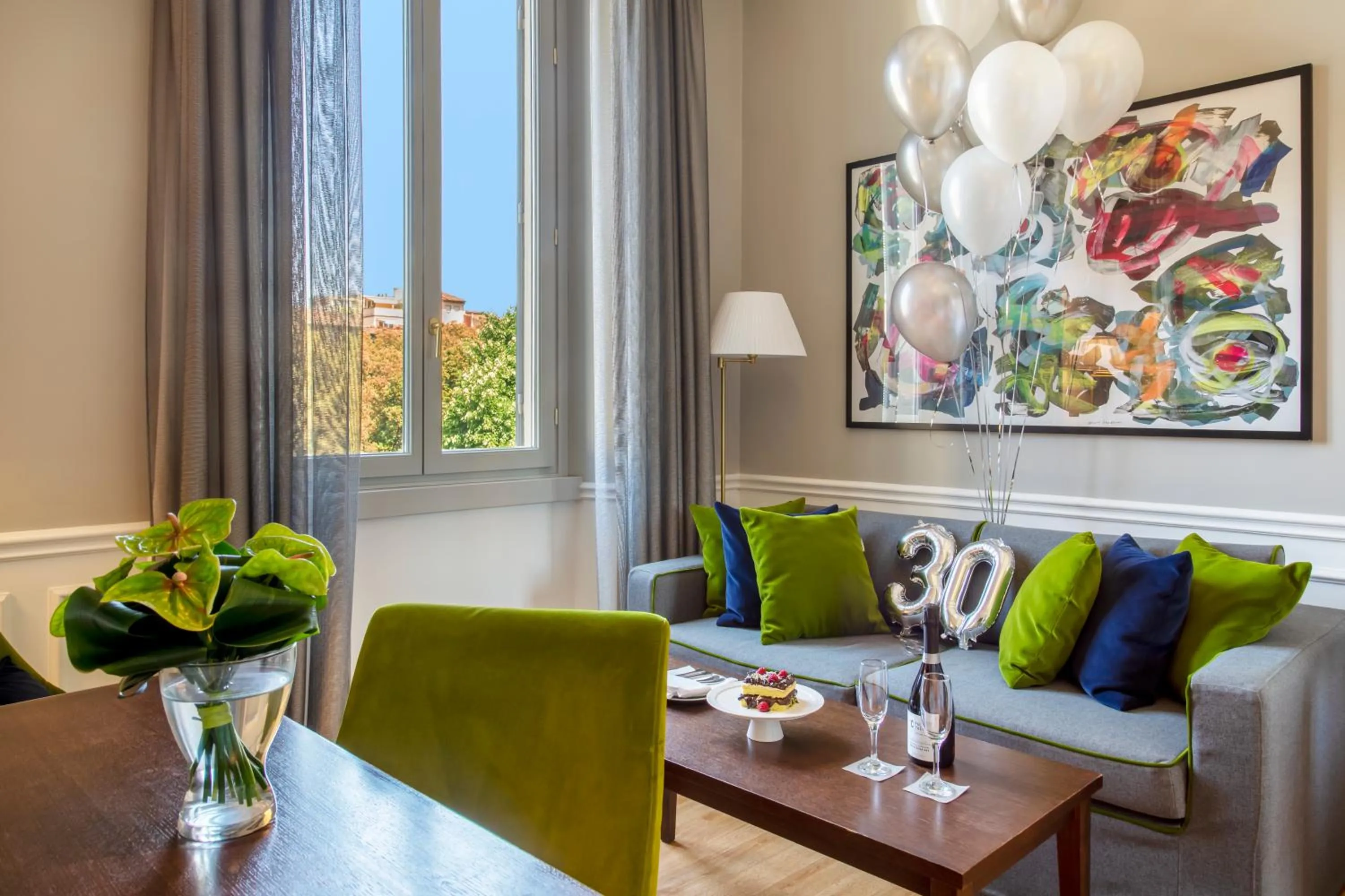 room service in Palazzo Castri 1874 Spa & Garden