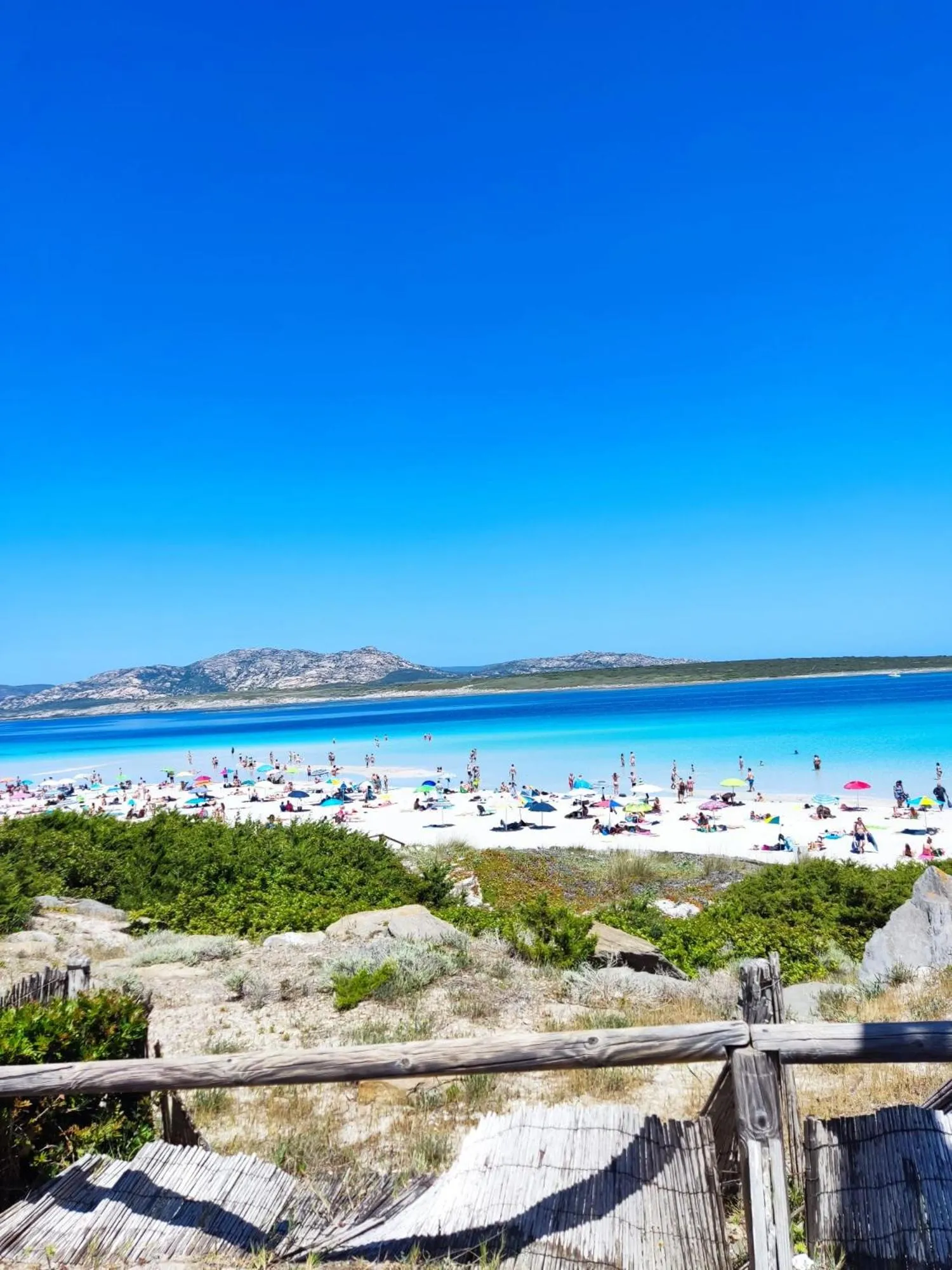 Beach in AFFITTACAMERE L'ARCOBALENO