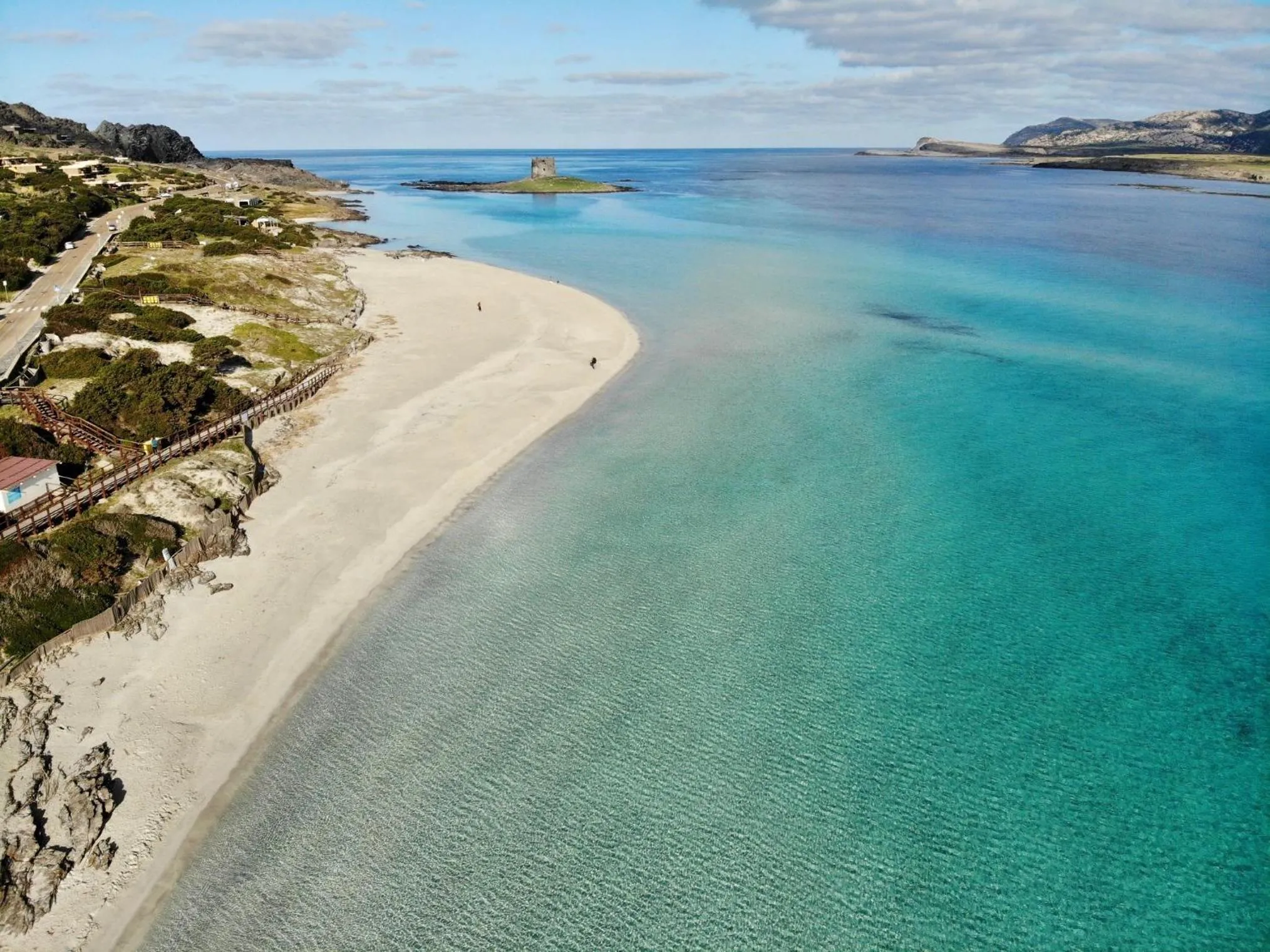 Beach in AFFITTACAMERE L'ARCOBALENO