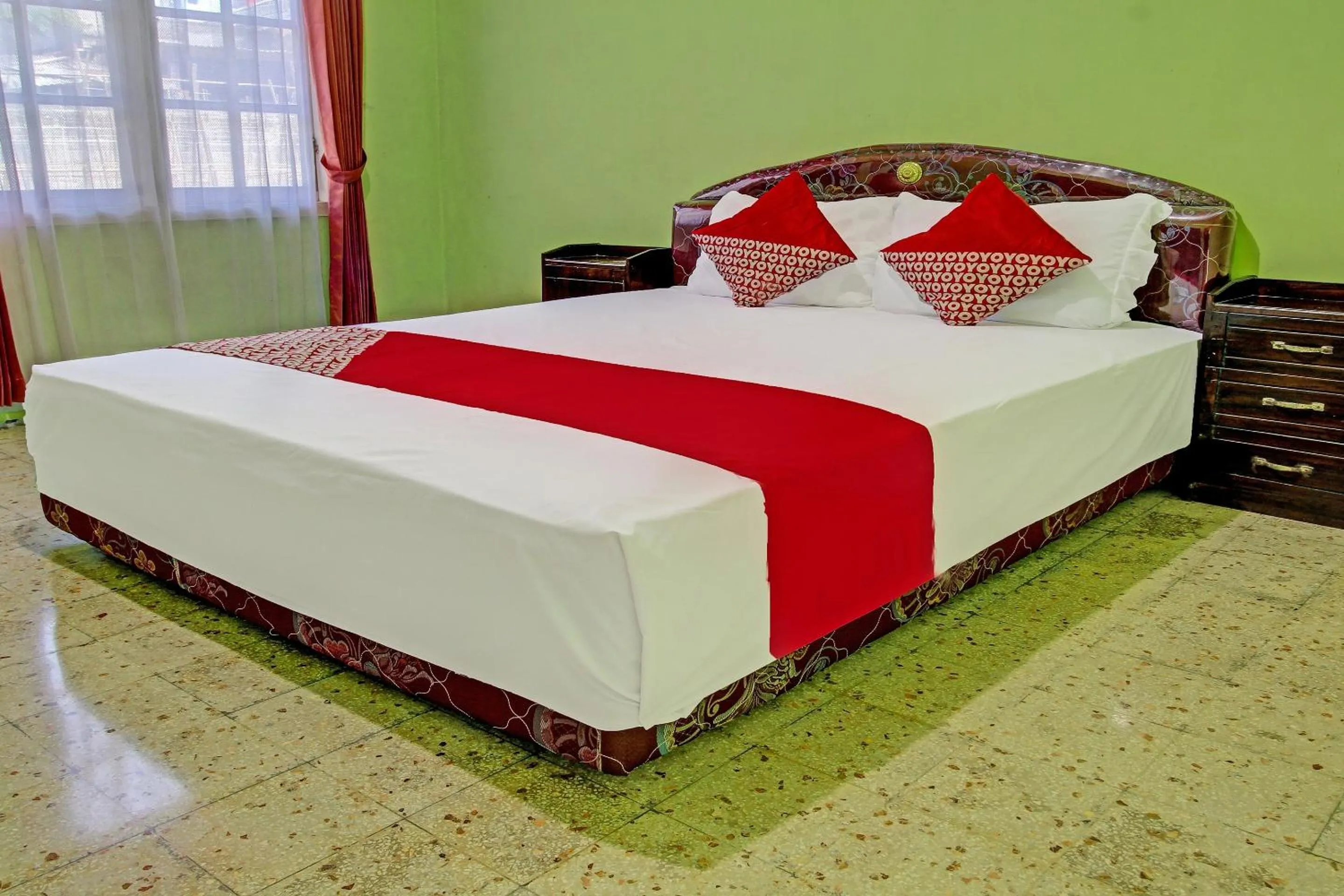 Bedroom, Bed in Hotel O Desa Wisata Pandean