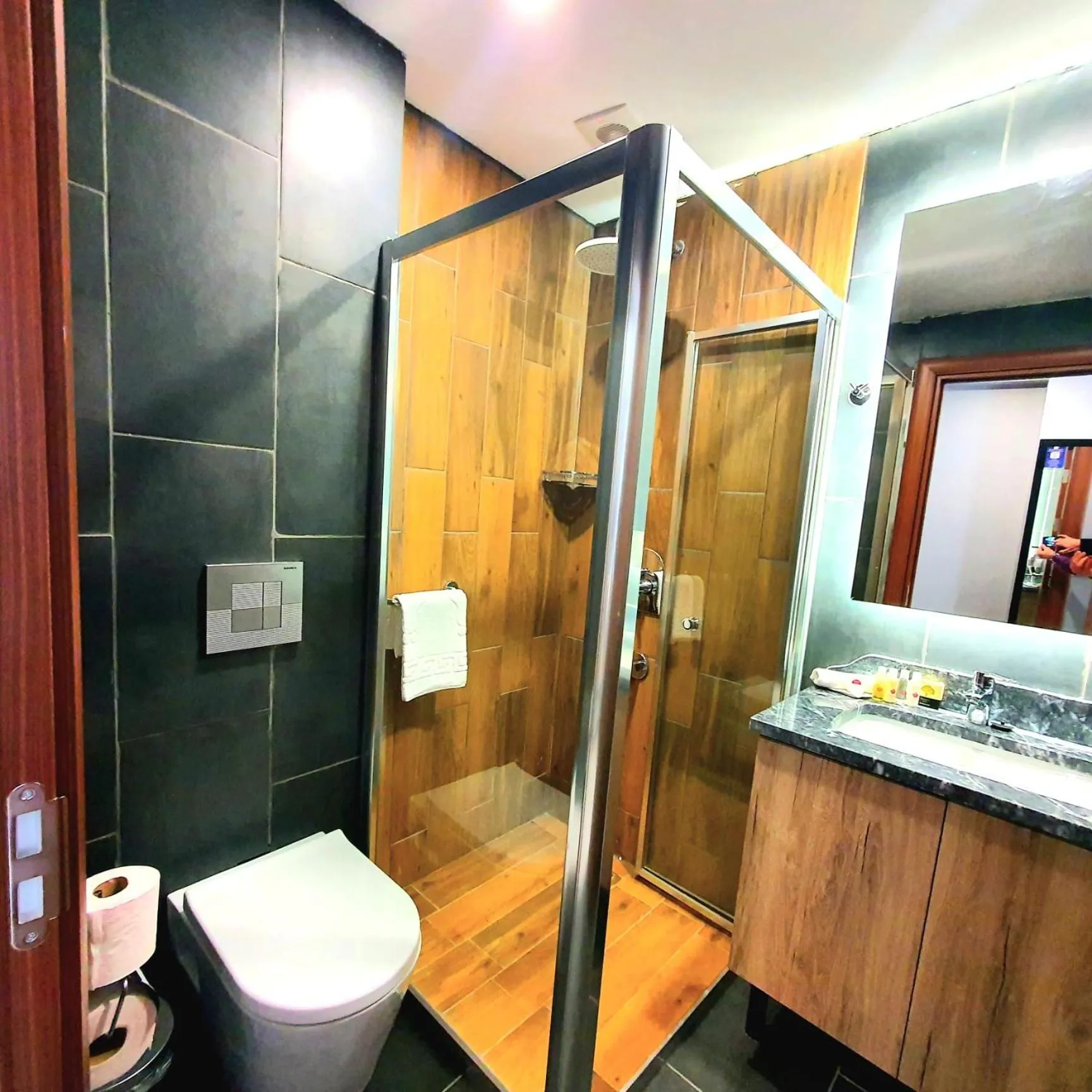 Bathroom in Center Inn Hotel Maltepe İstanbul