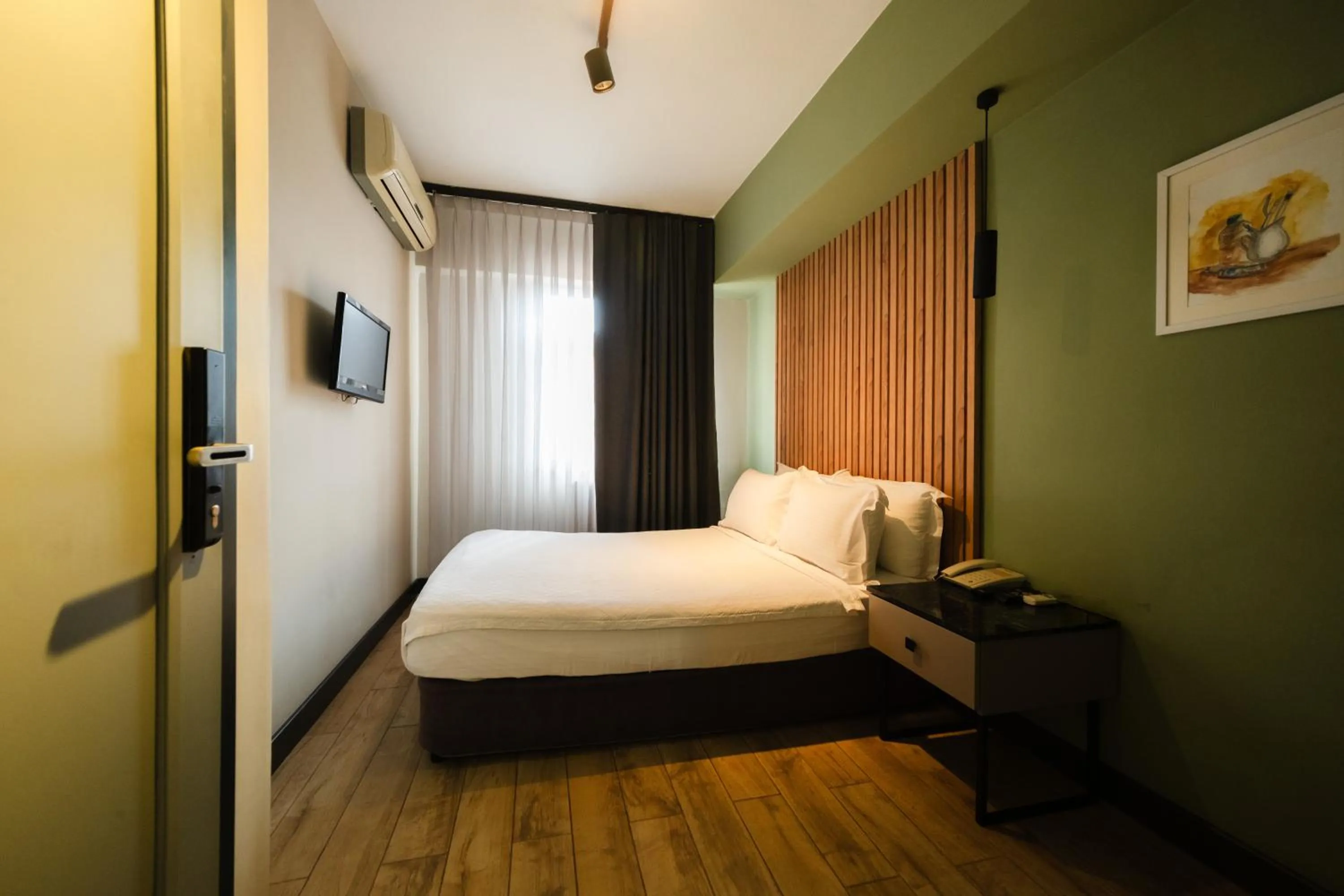 Bedroom, Bed in Polek Hotel