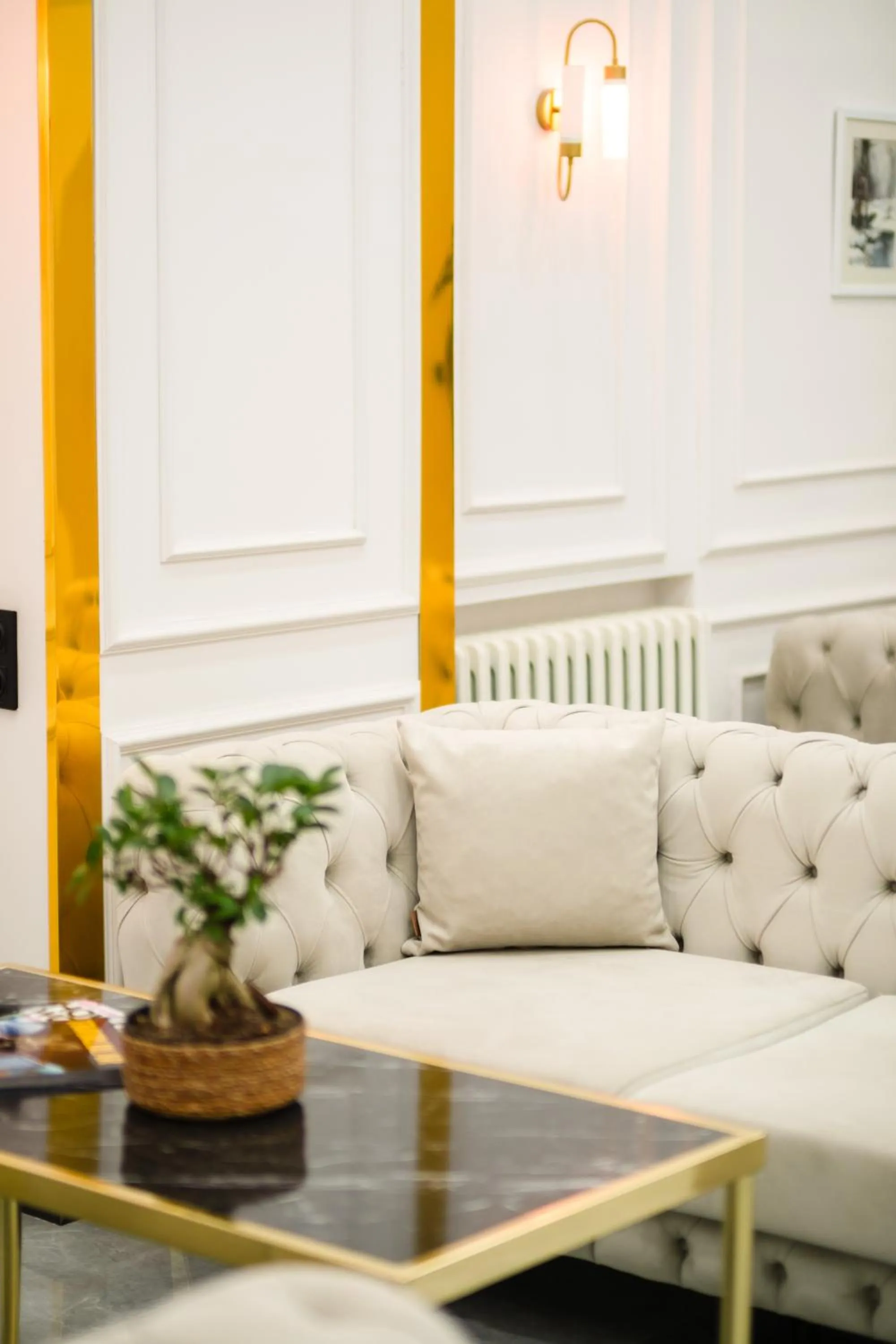 Property building in Polek Hotel