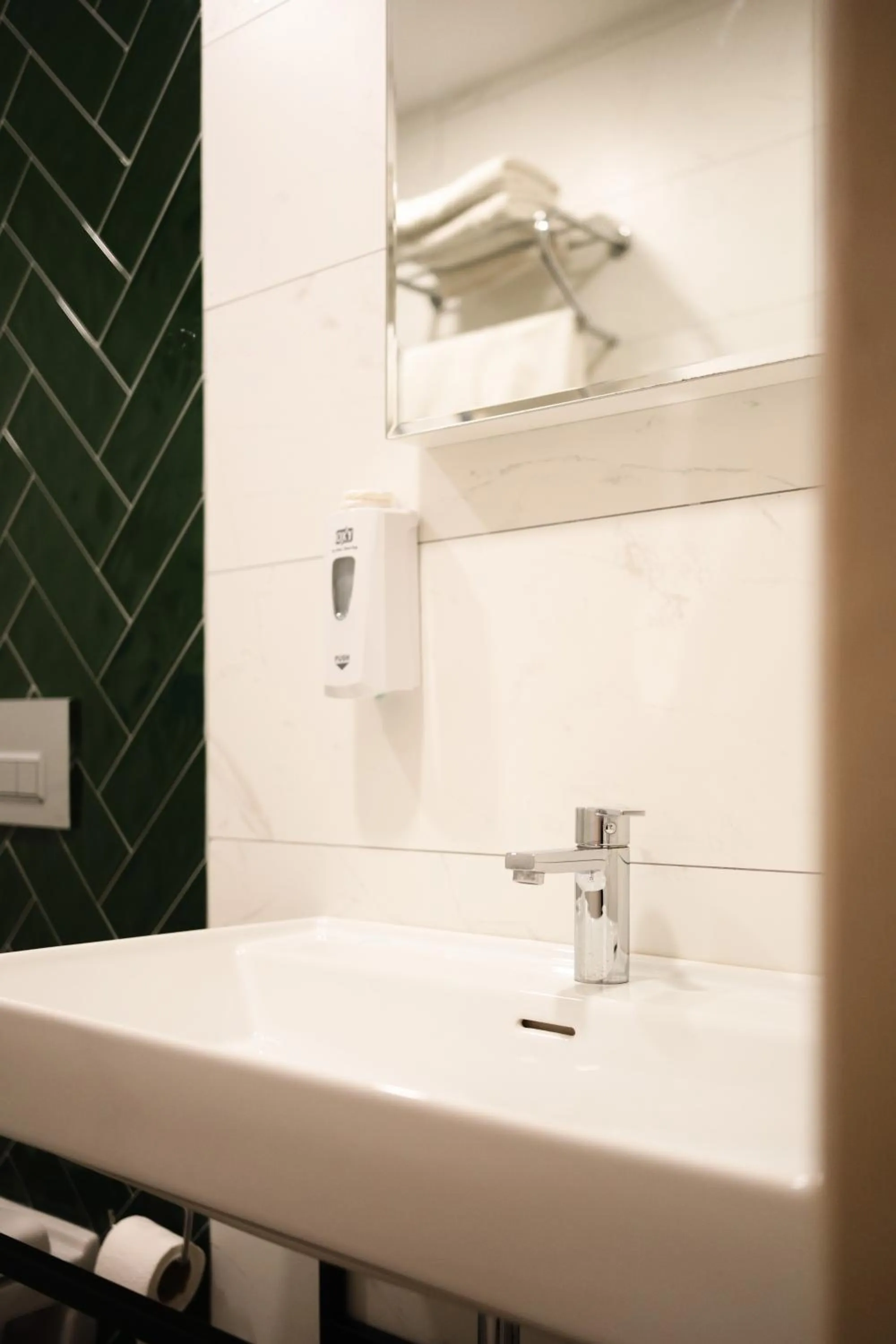 Bathroom in Polek Hotel