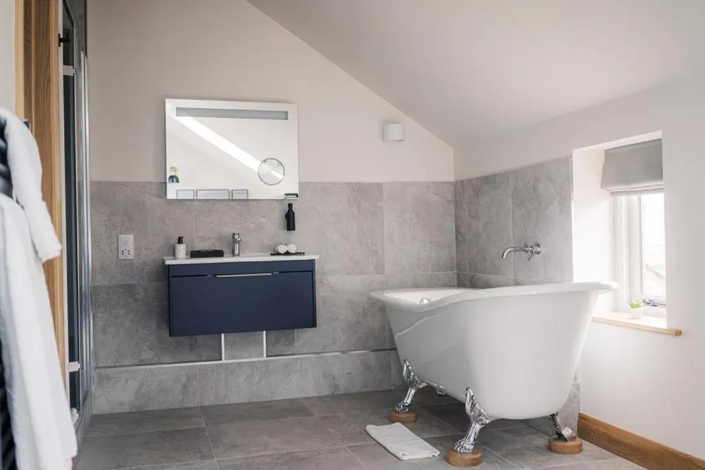 Bathroom in The Blind Bull