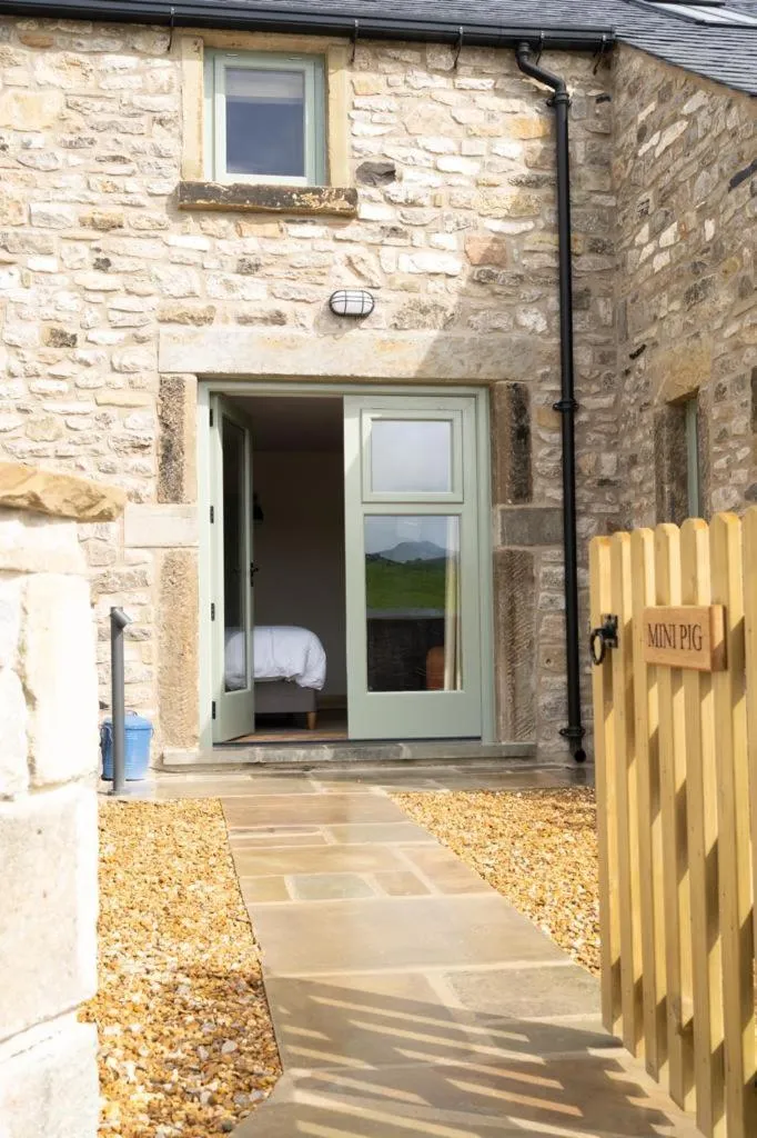 Property building in The Blind Bull