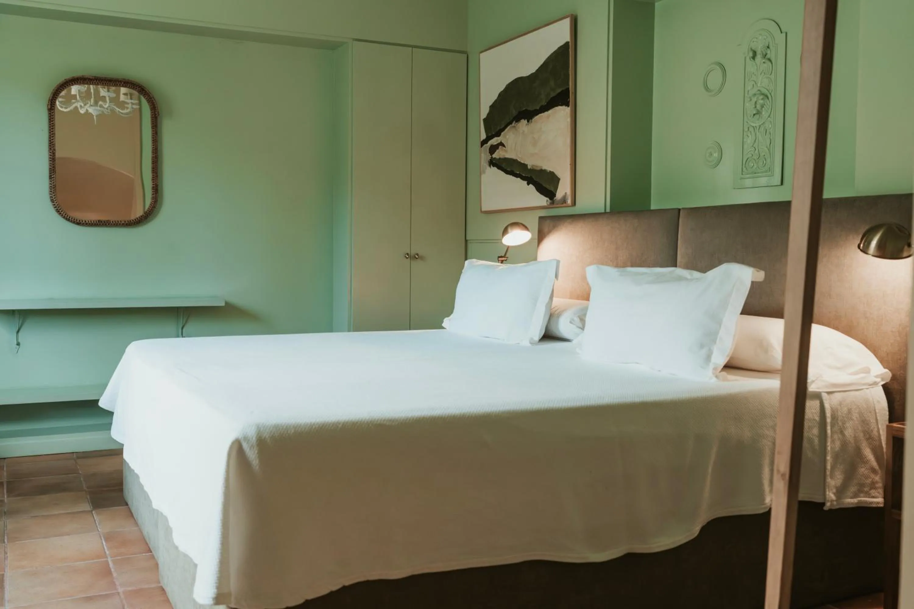Bed in Rondaia, a Winery & Fincahotel-Agroturismo in Tramuntana