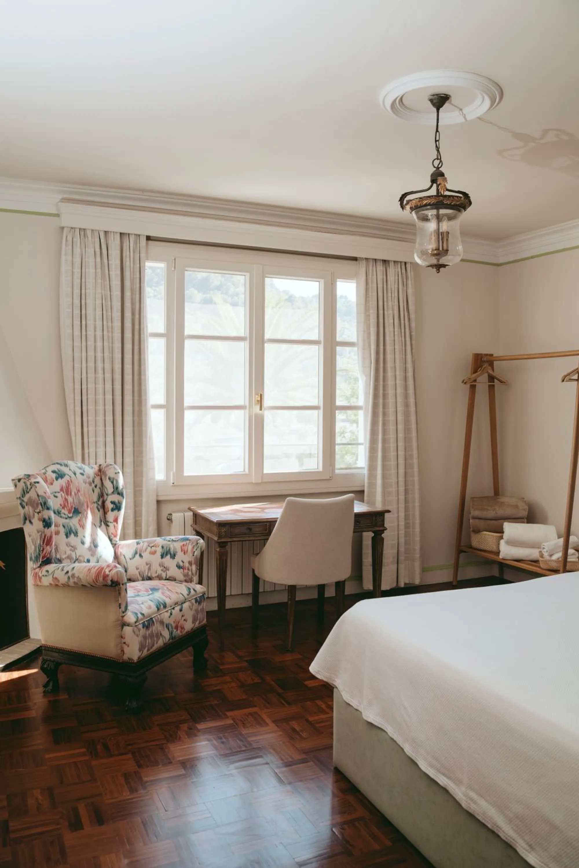 Bed in Rondaia, a Winery & Fincahotel-Agroturismo in Tramuntana