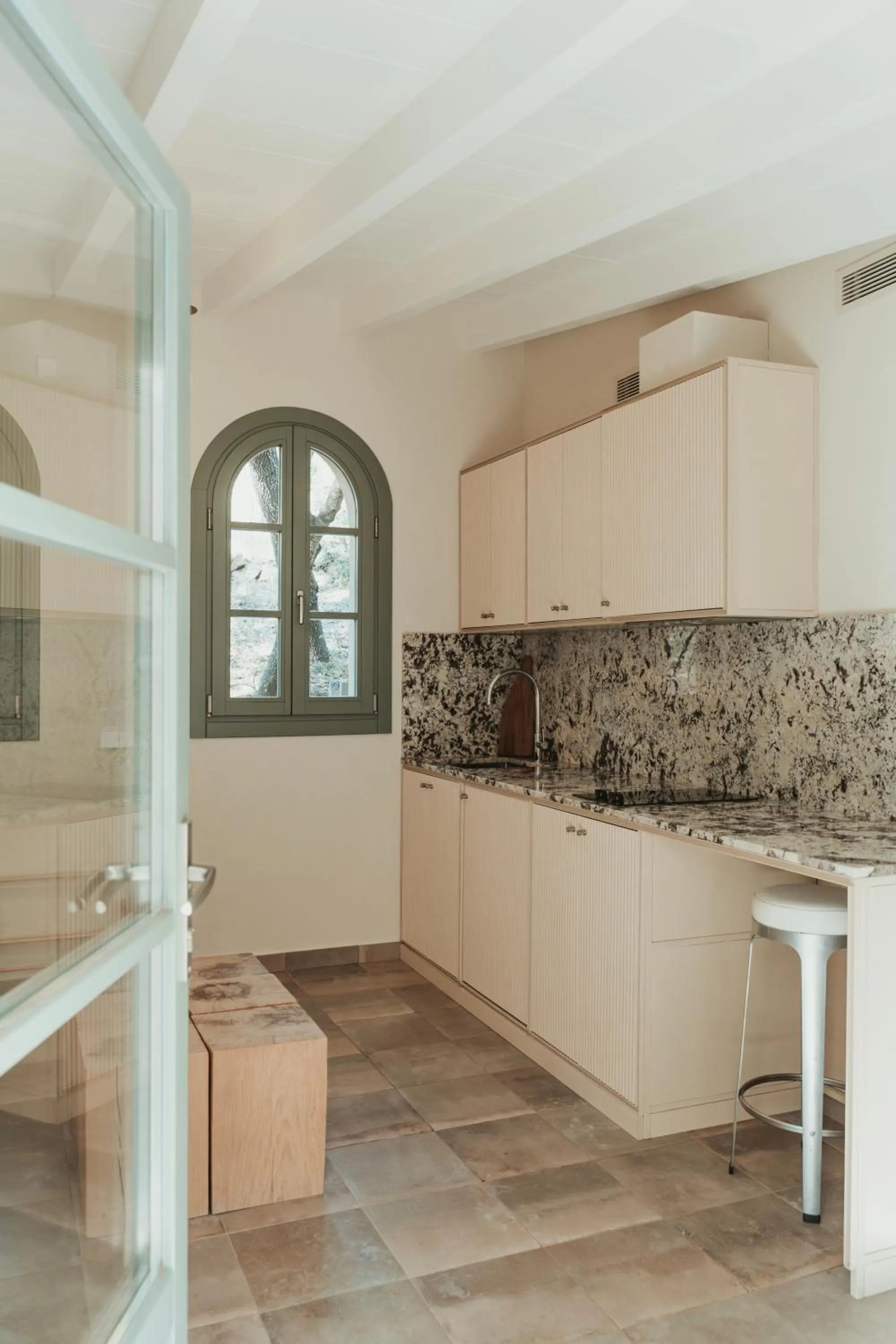 Kitchen or kitchenette in Rondaia, a Winery & Fincahotel-Agroturismo in Tramuntana