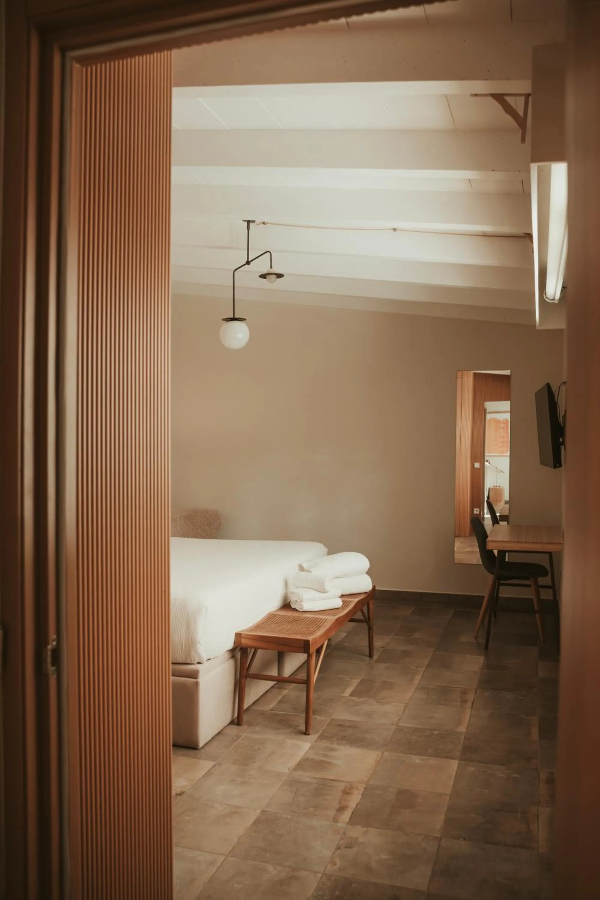 Bed in Rondaia, a Winery & Fincahotel-Agroturismo in Tramuntana