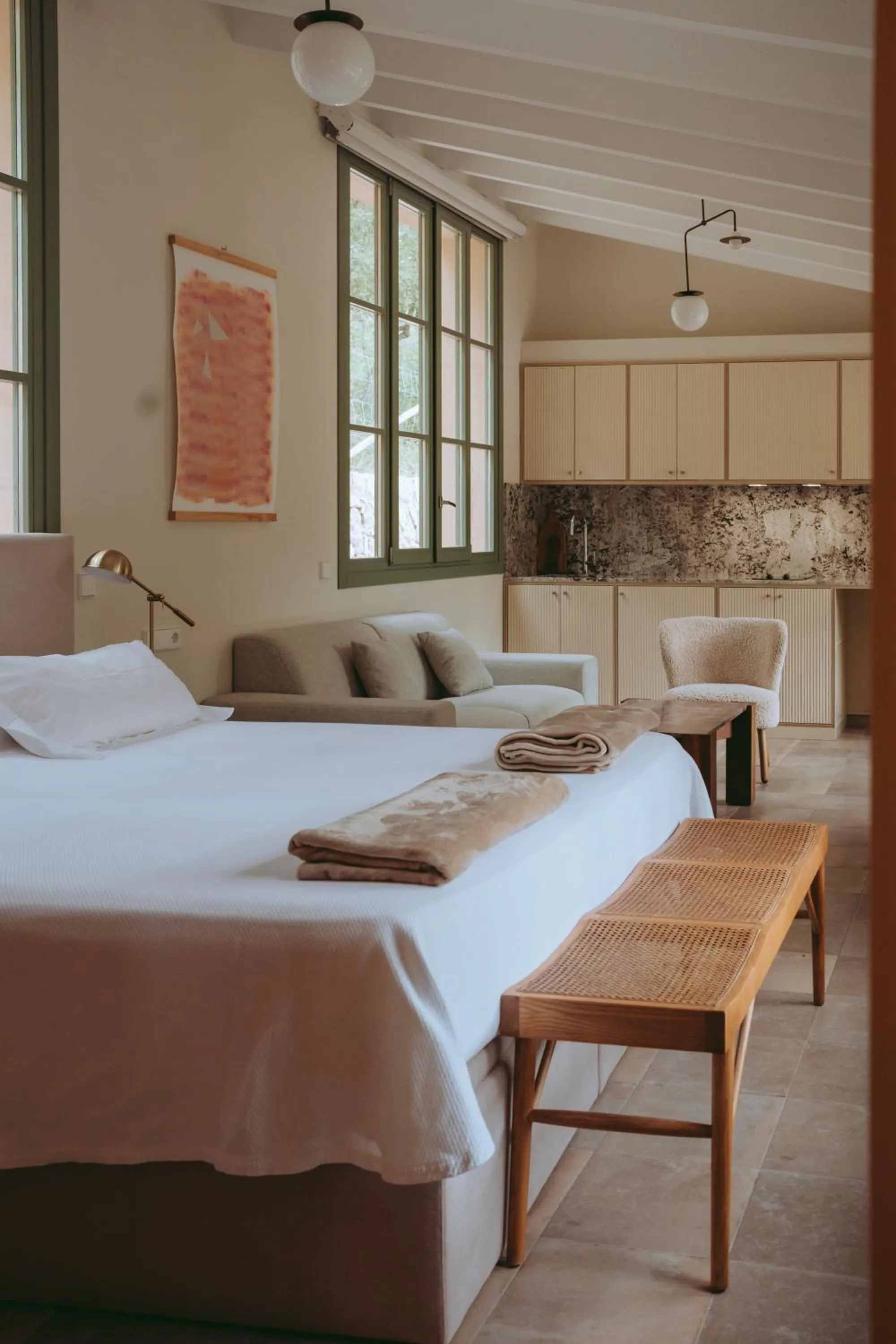 Bed in Rondaia, a Winery & Fincahotel-Agroturismo in Tramuntana